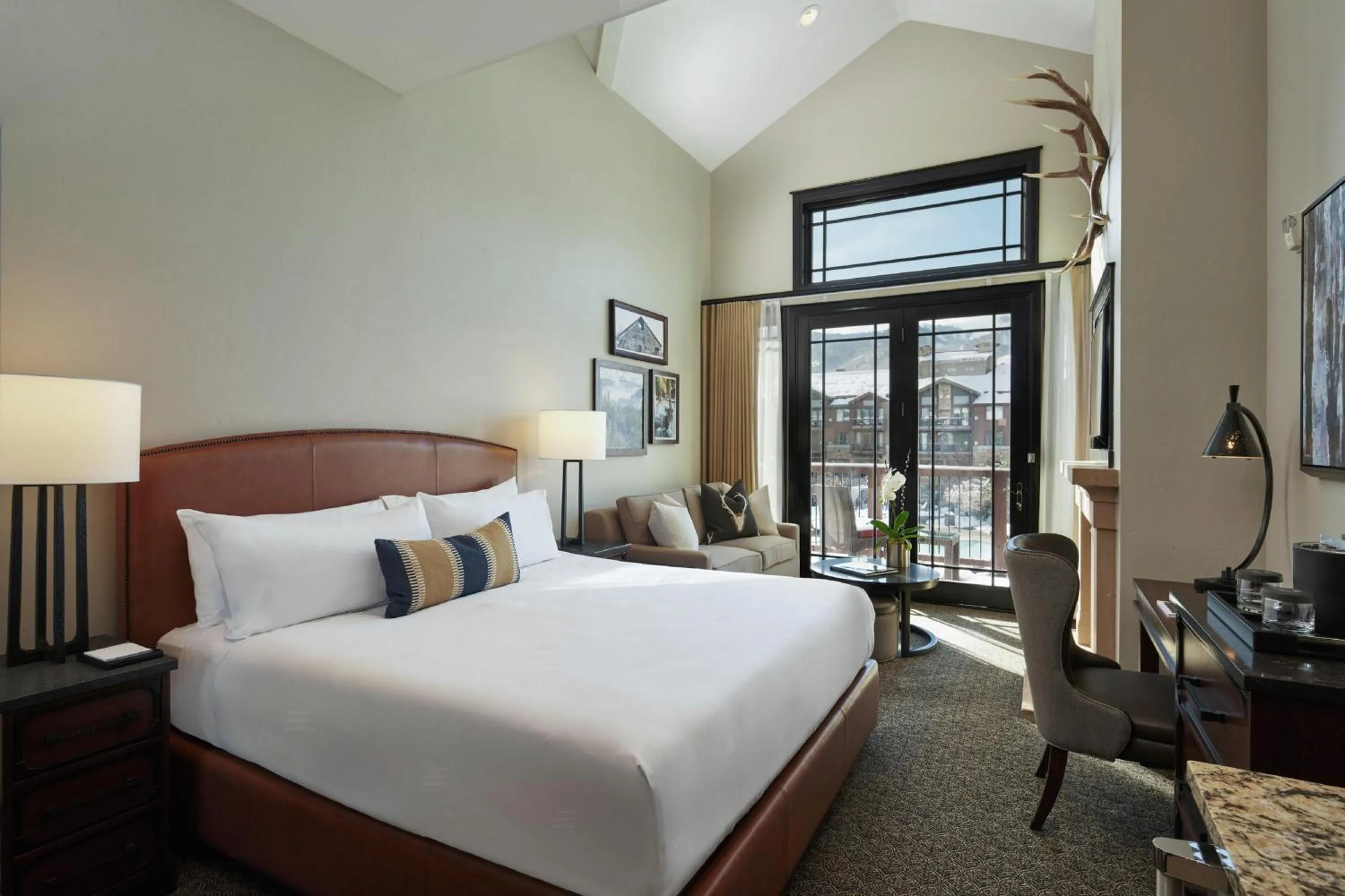 Bed in Waldorf Astoria Park City