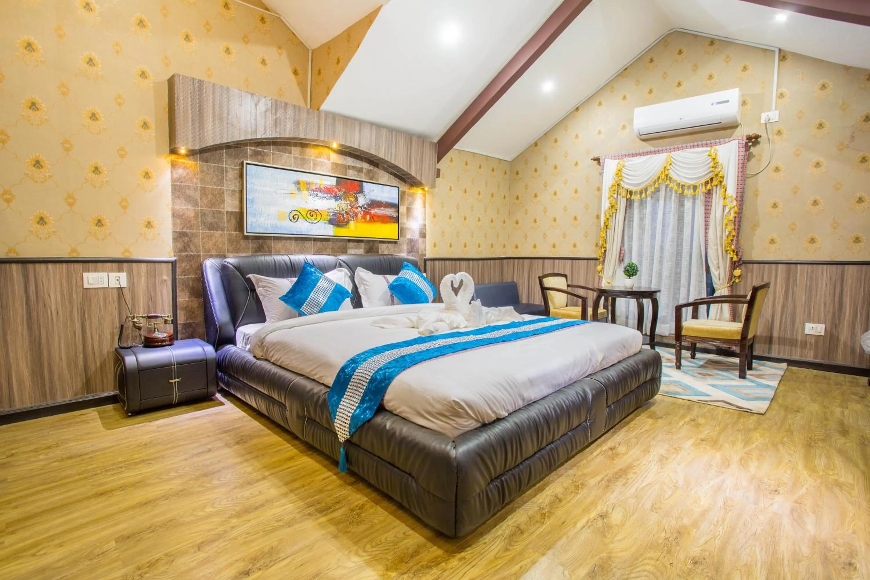 Shower, Bed in Royal Empire Boutique Hotel