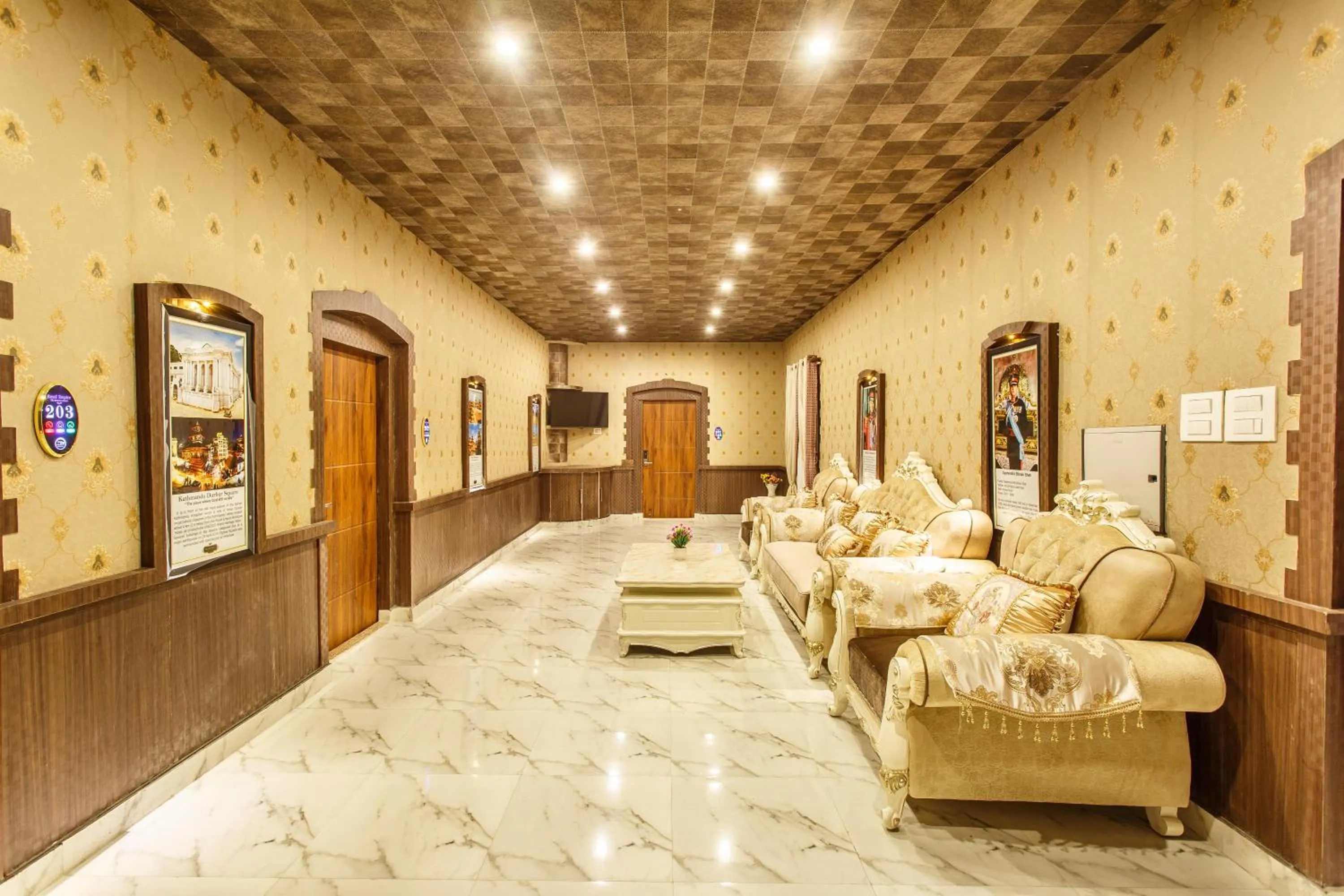 Lobby or reception in Royal Empire Boutique Hotel