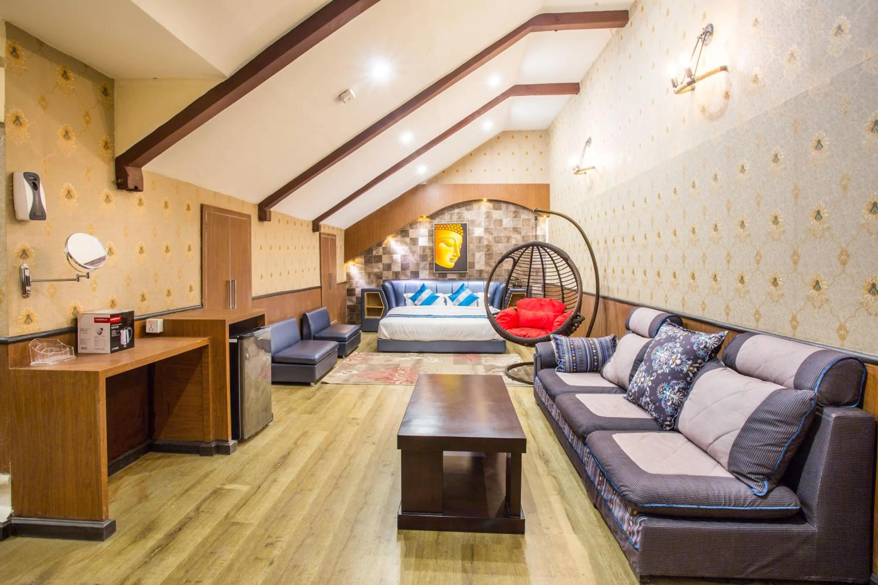 Shower in Royal Empire Boutique Hotel