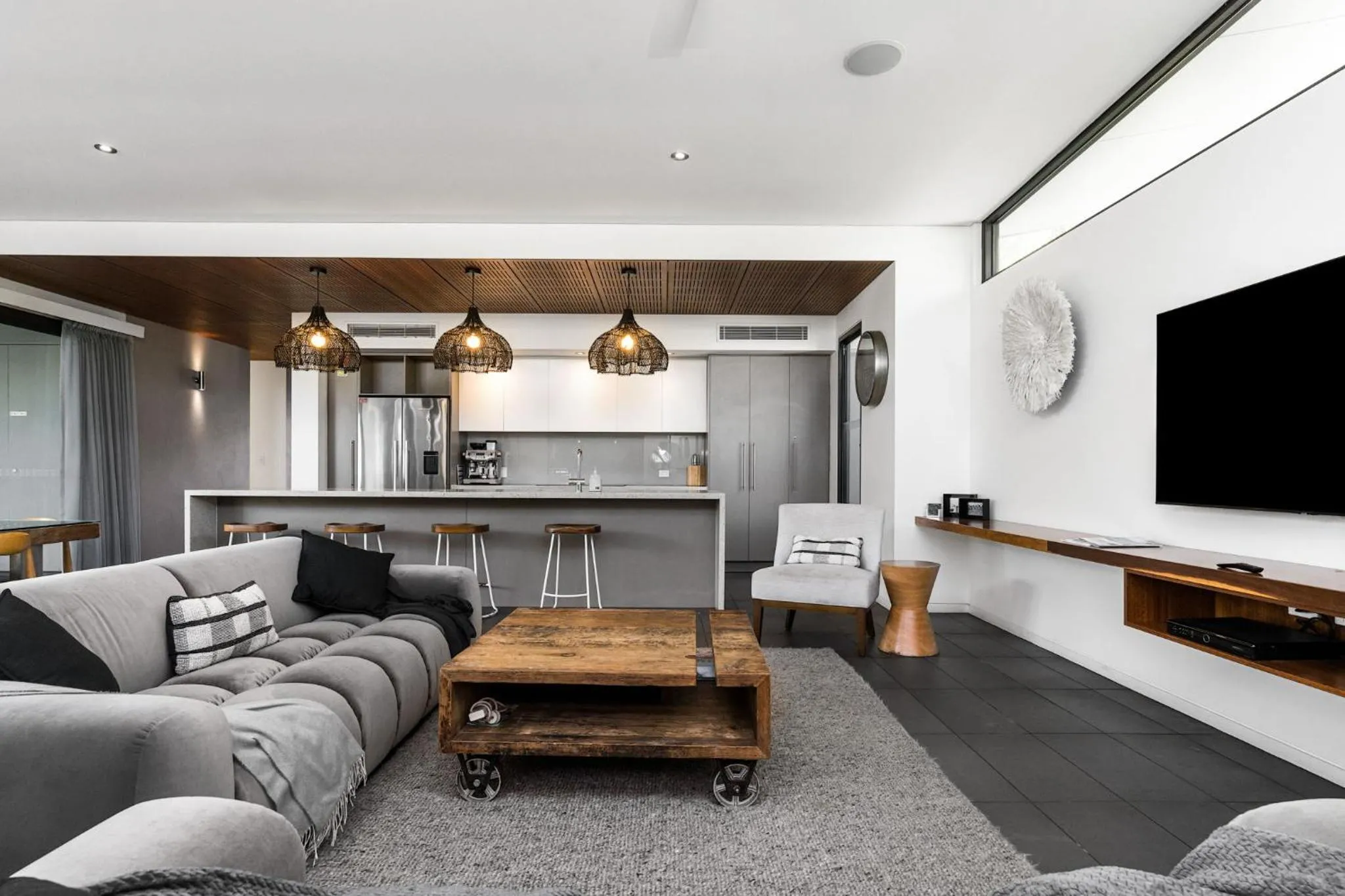 Kitchen or kitchenette in Byron Lux Beach Houses