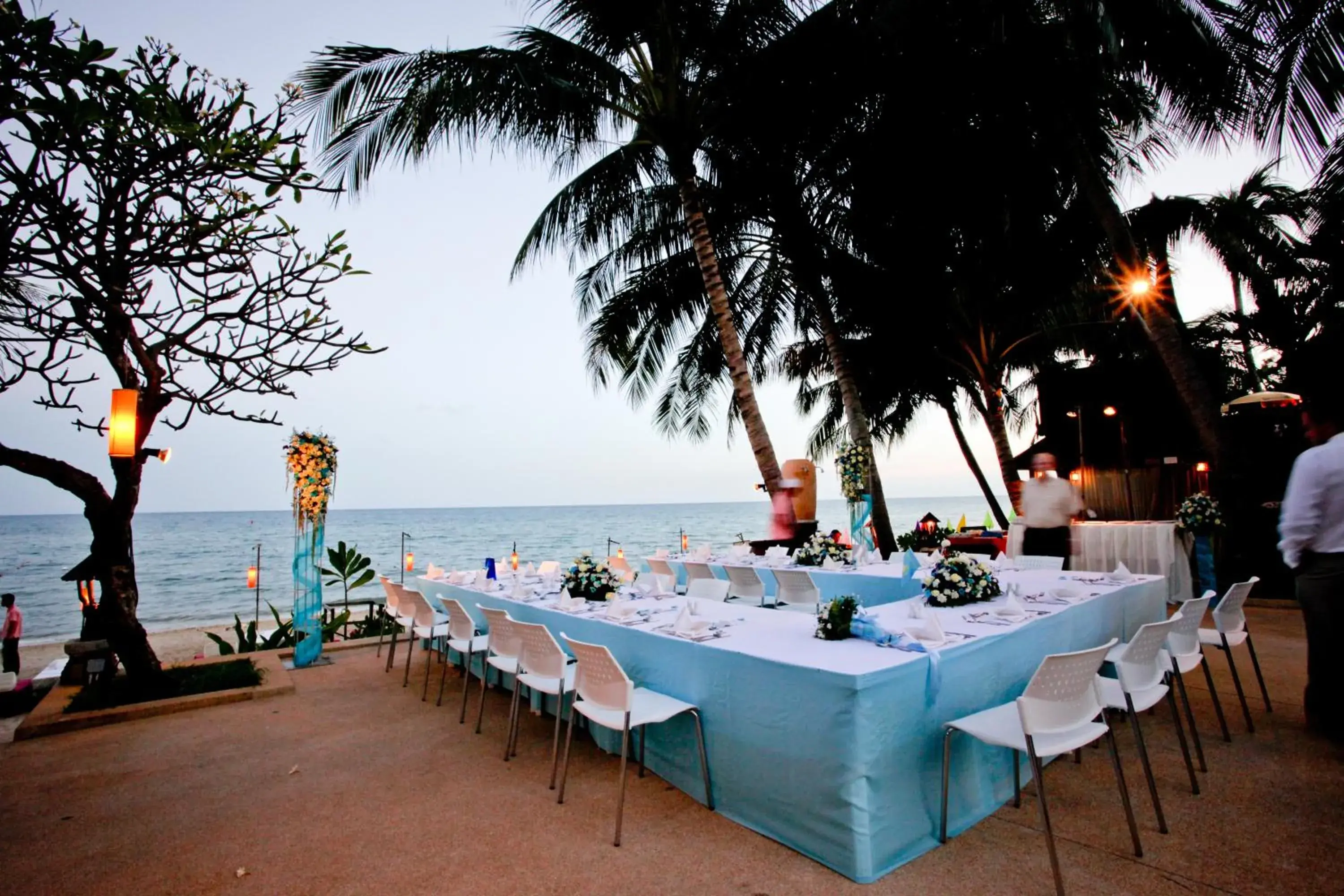 Restaurant/places to eat in Thai House Beach Resort Restaurant/places to eat in Thai House Beach Resort