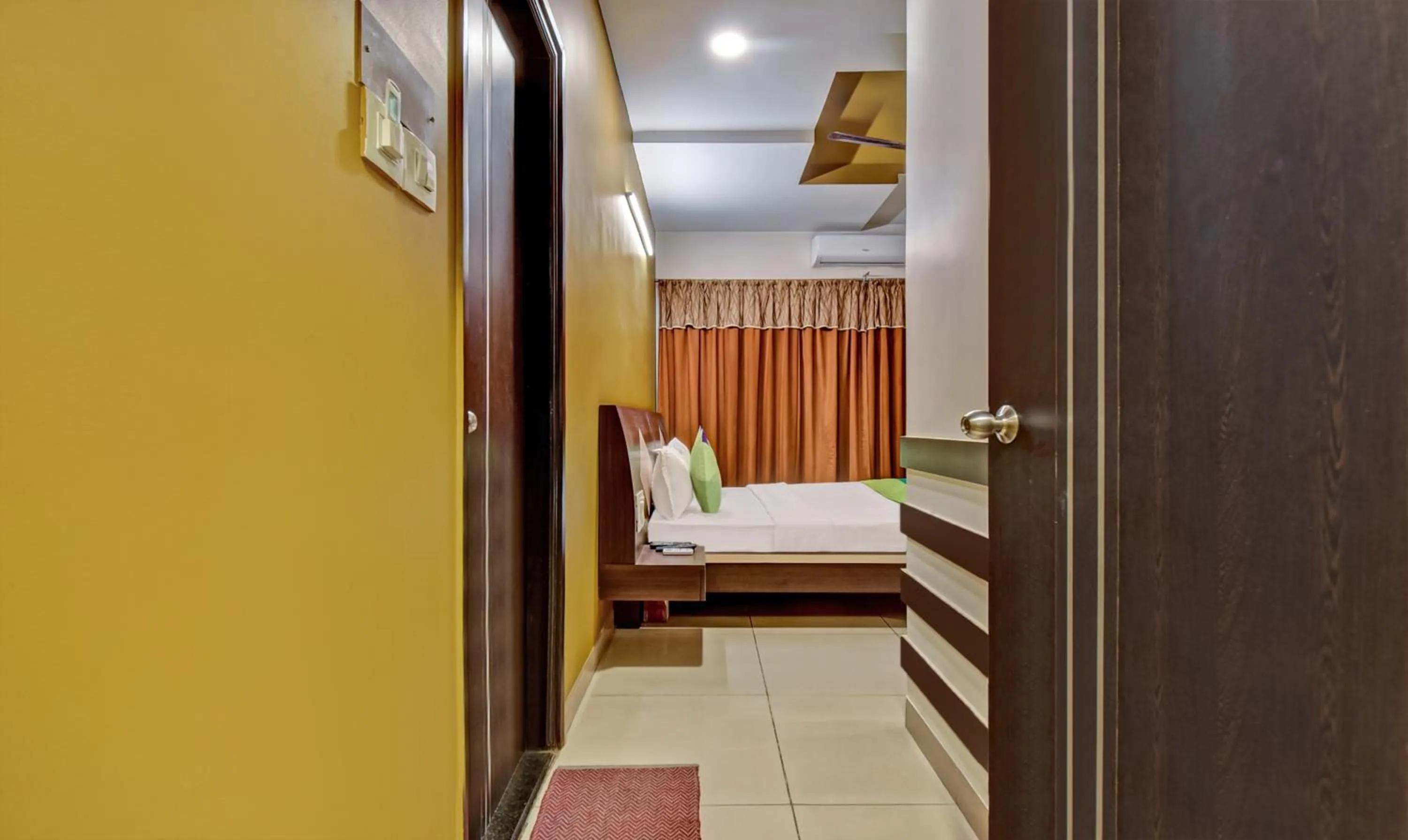 Bedroom, Bed in Treebo Raj Elegance Manyata Tech Park