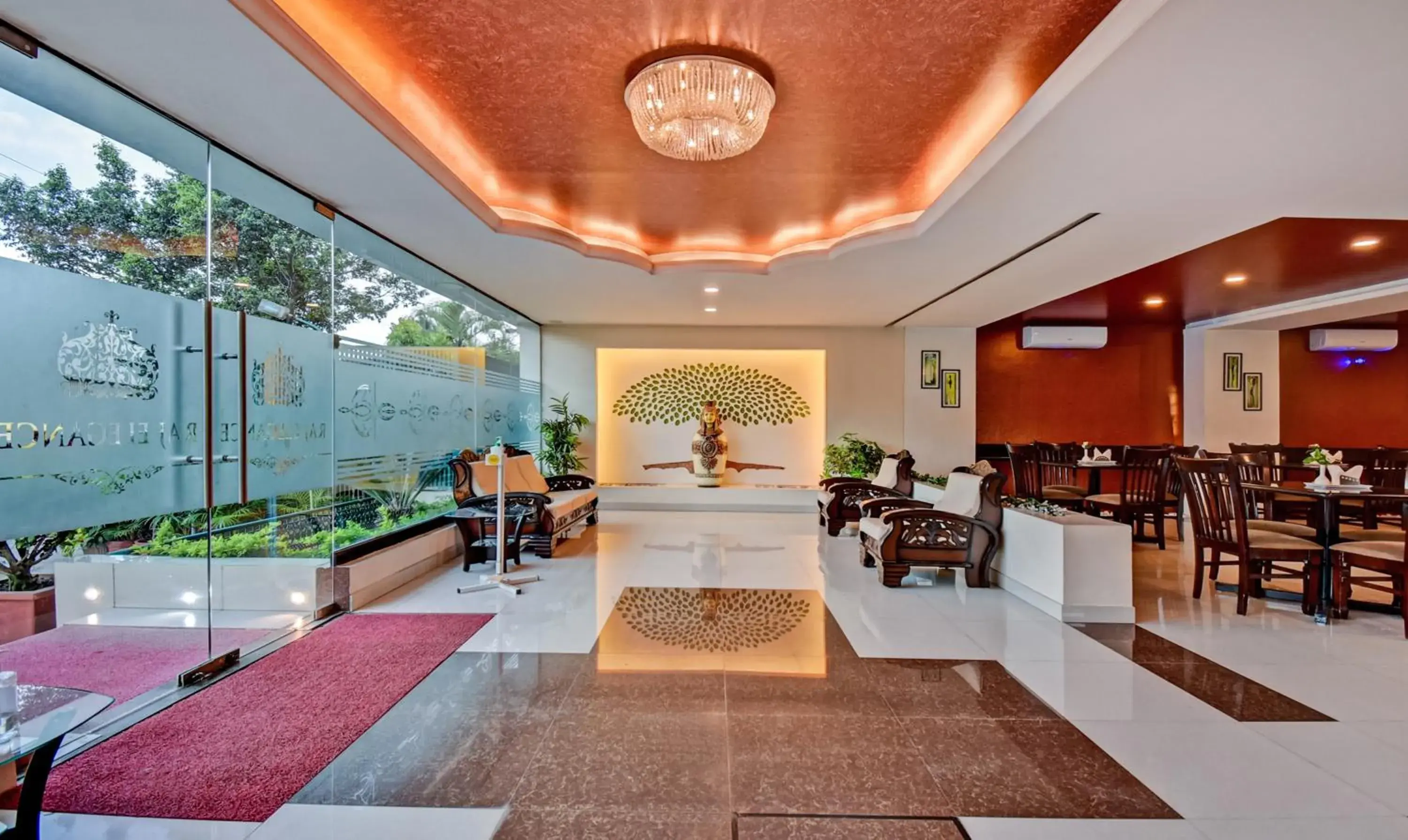 Lobby or reception in Treebo Raj Elegance Manyata Tech Park Lobby or reception in Treebo Raj Elegance Manyata Tech Park