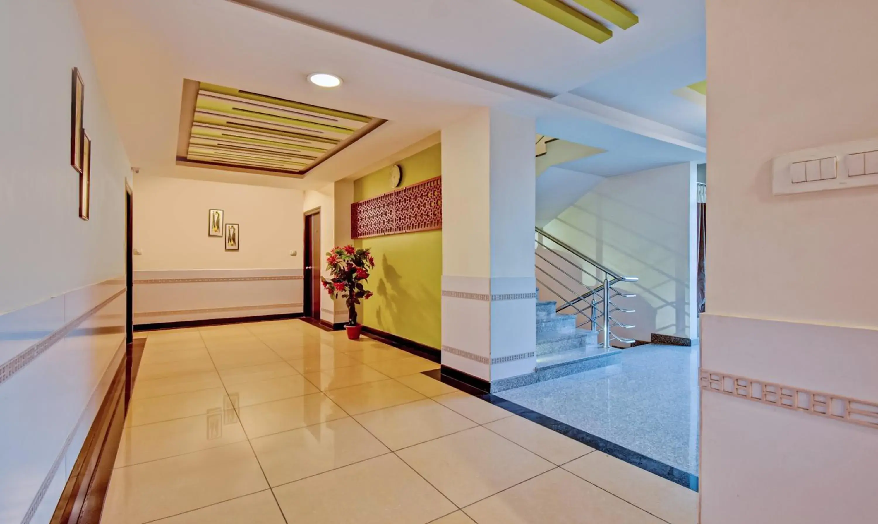 Lobby or reception in Treebo Raj Elegance Manyata Tech Park Lobby or reception in Treebo Raj Elegance Manyata Tech Park