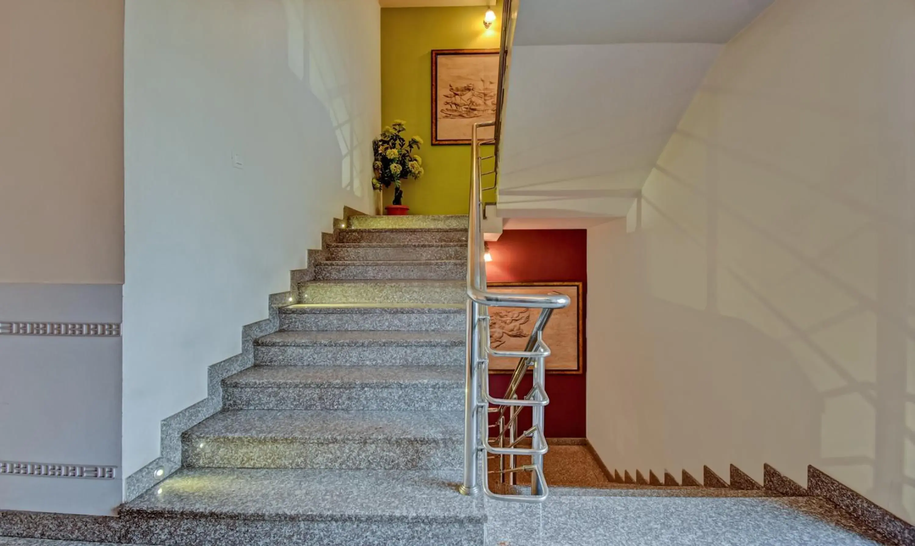 Lobby or reception in Treebo Raj Elegance Manyata Tech Park Lobby or reception in Treebo Raj Elegance Manyata Tech Park