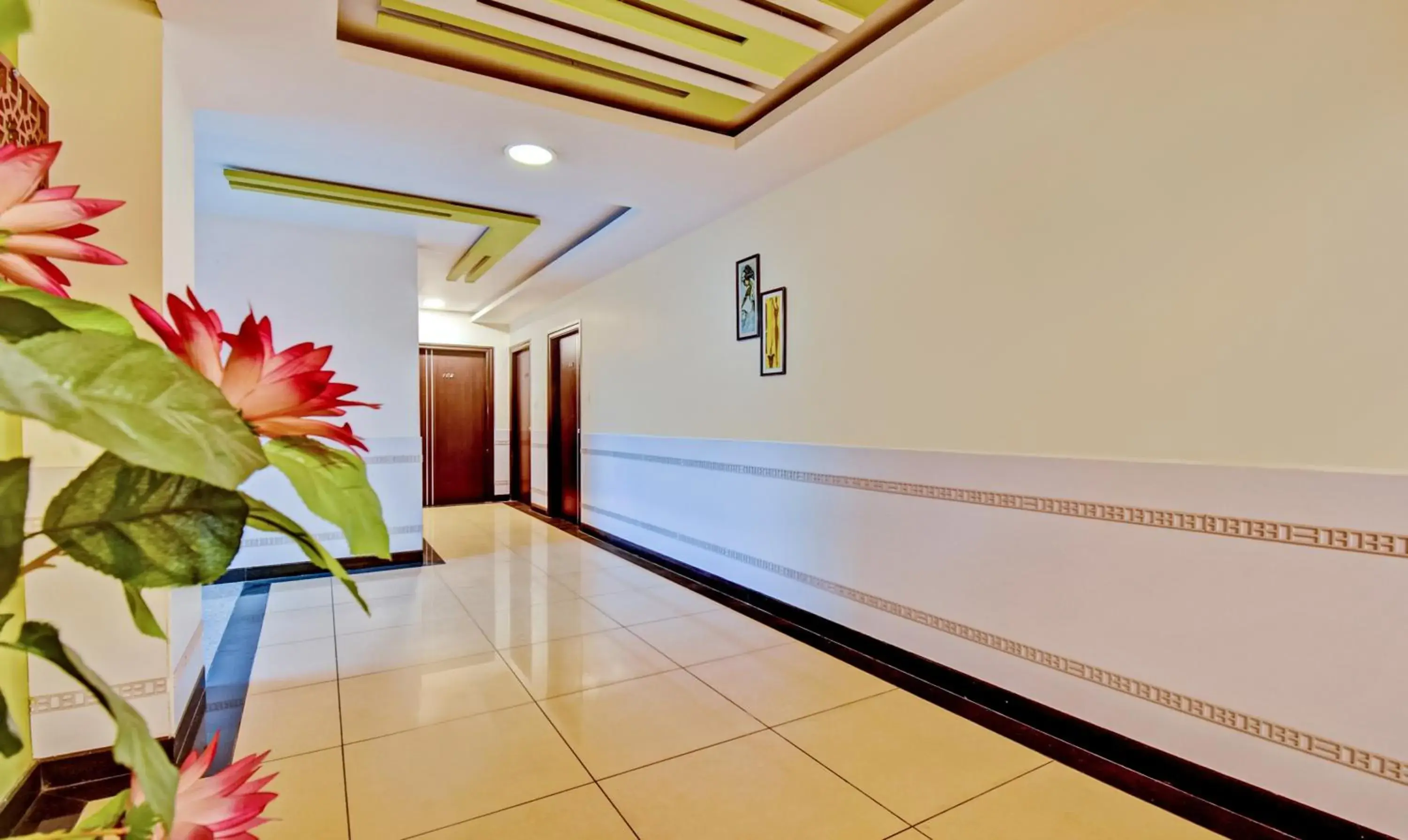 Lobby or reception in Treebo Raj Elegance Manyata Tech Park Lobby or reception in Treebo Raj Elegance Manyata Tech Park