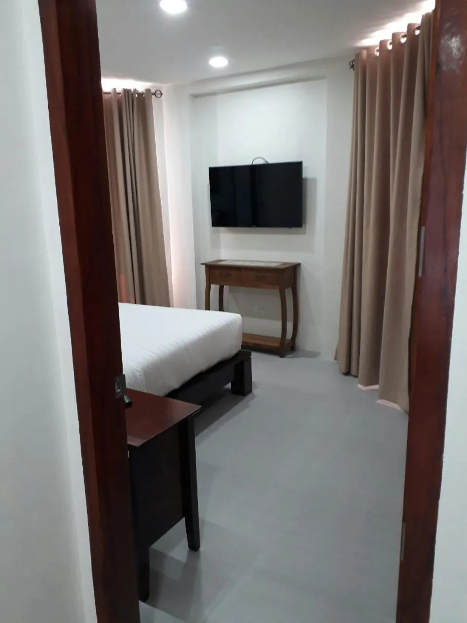 Bed in Nirvana Resort Puerto Galera