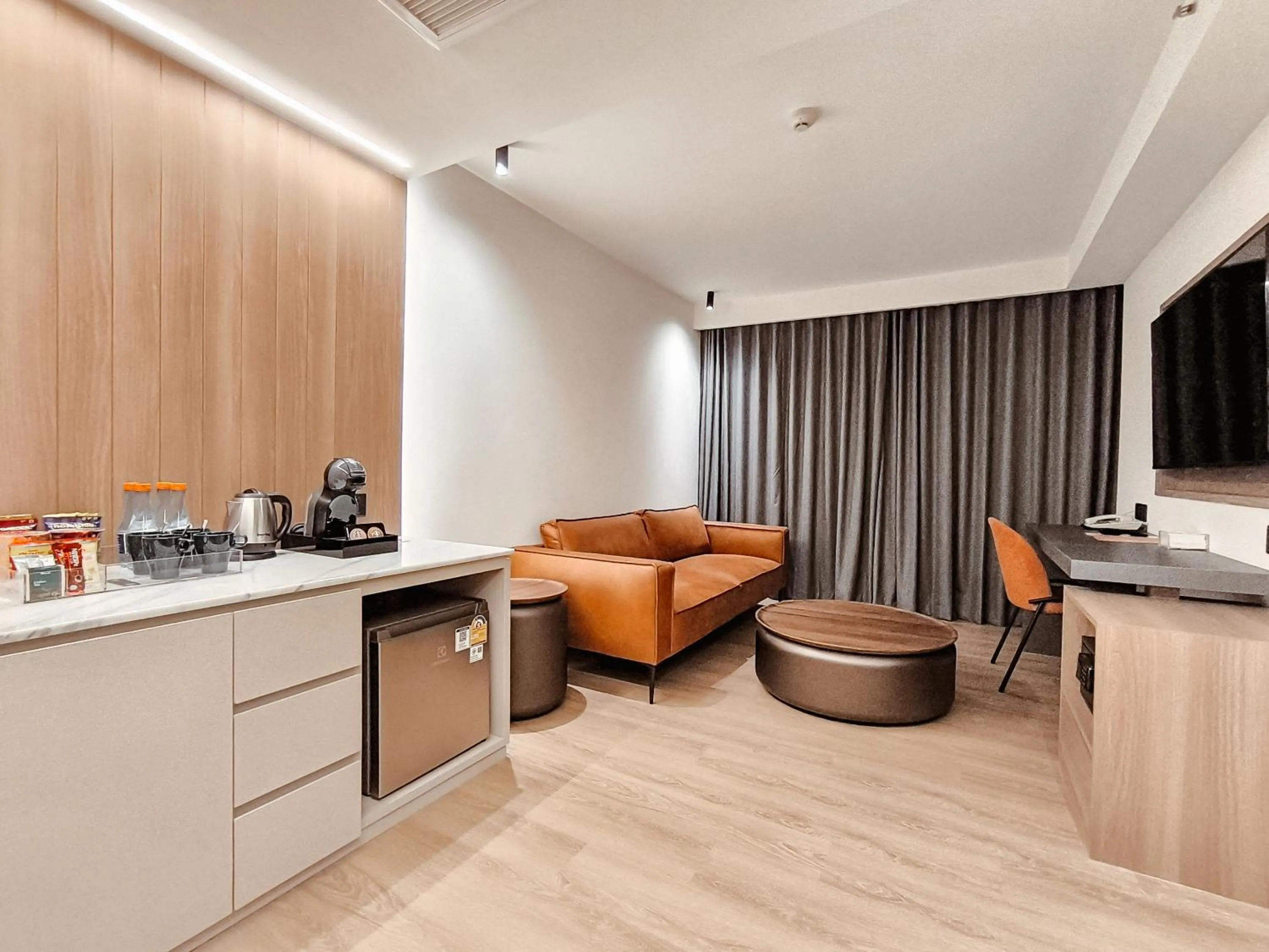 Living room in Citrus Sukhumvit 13 Nana Bangkok by Compass Hospitality - Newly Renovated