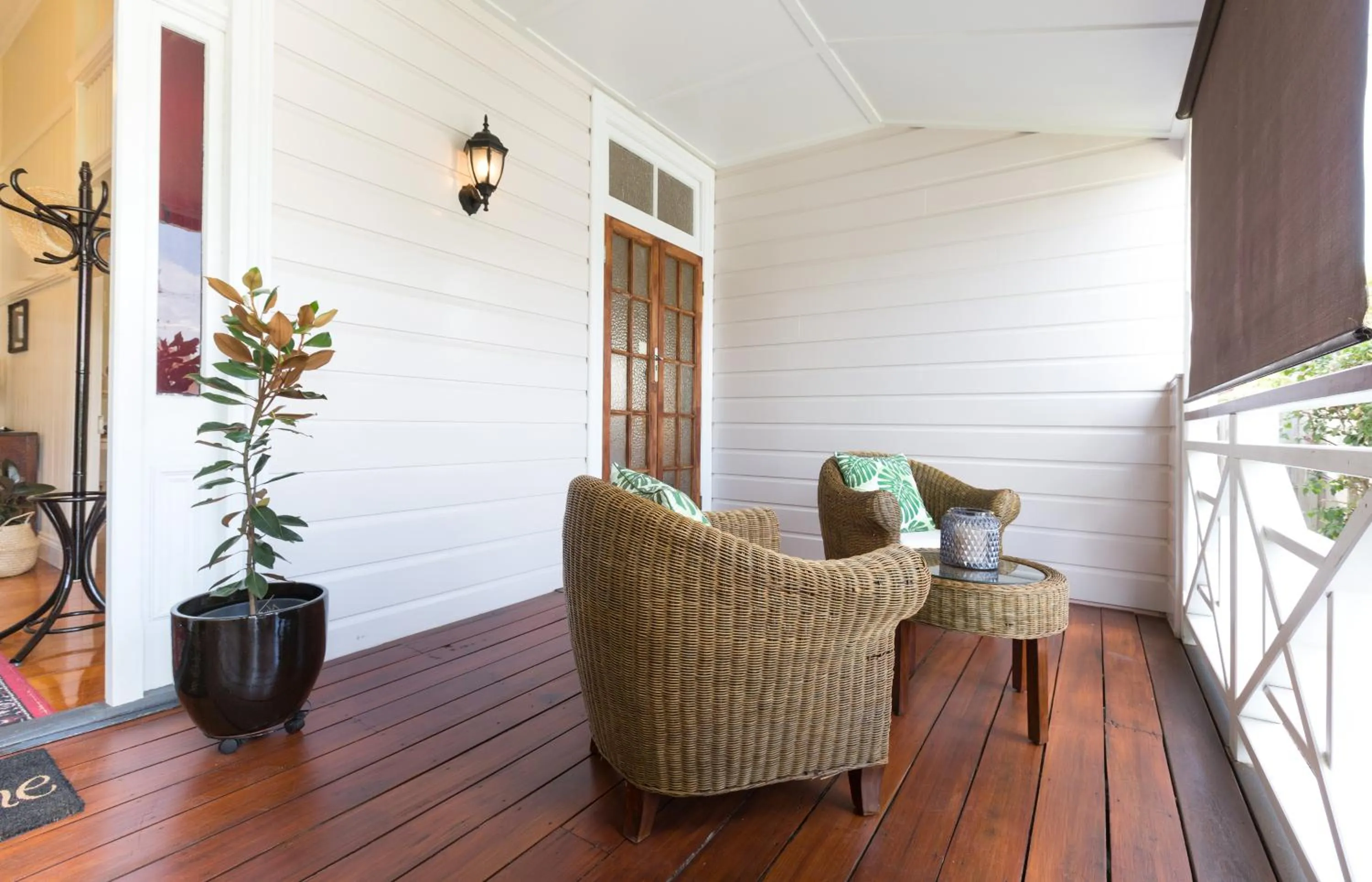 99 Kirkland Bed & Breakfast