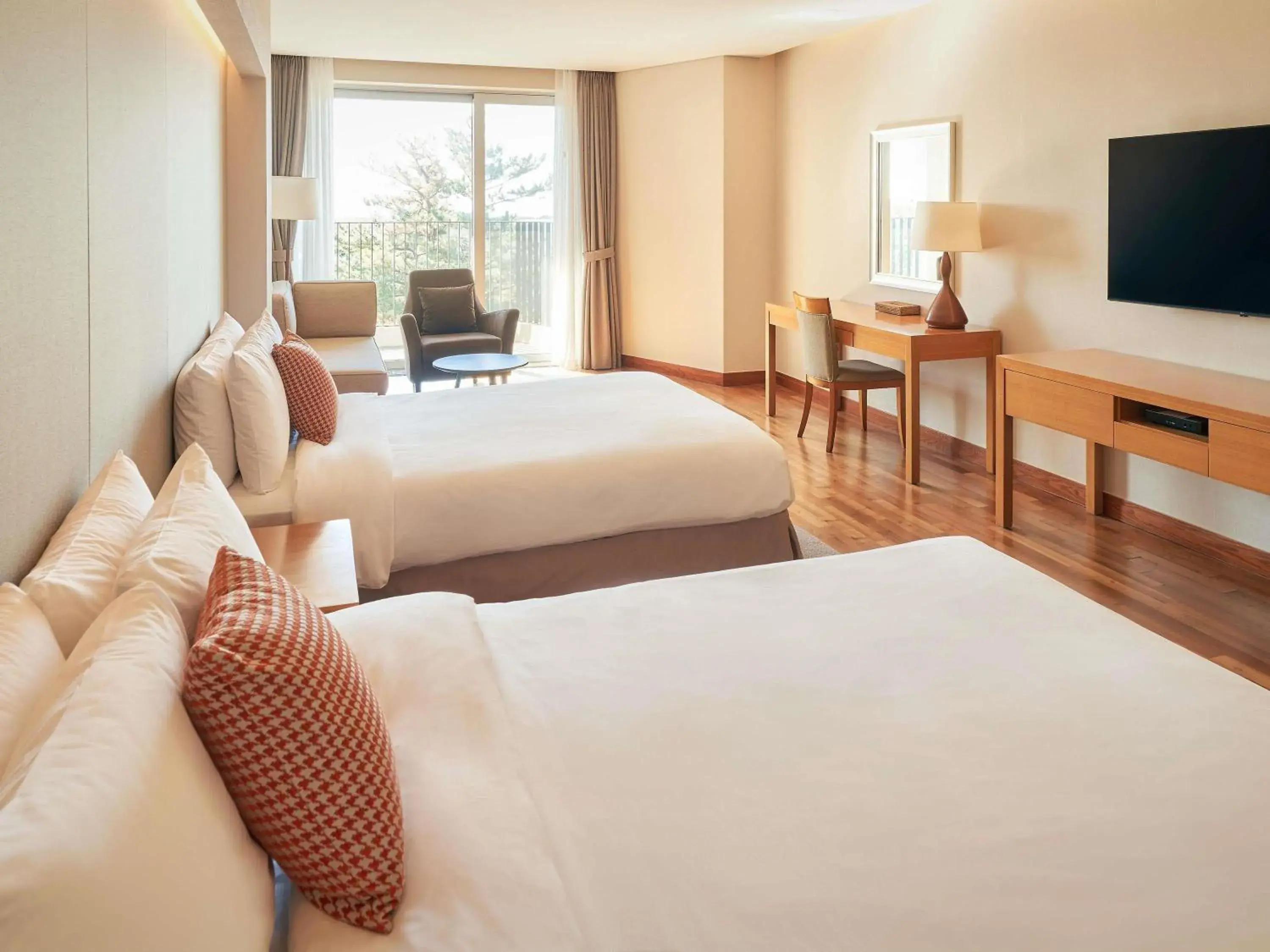 Bedroom, Bed in Mercure Ambassador Jeju Bedroom, Bed in Mercure Ambassador Jeju