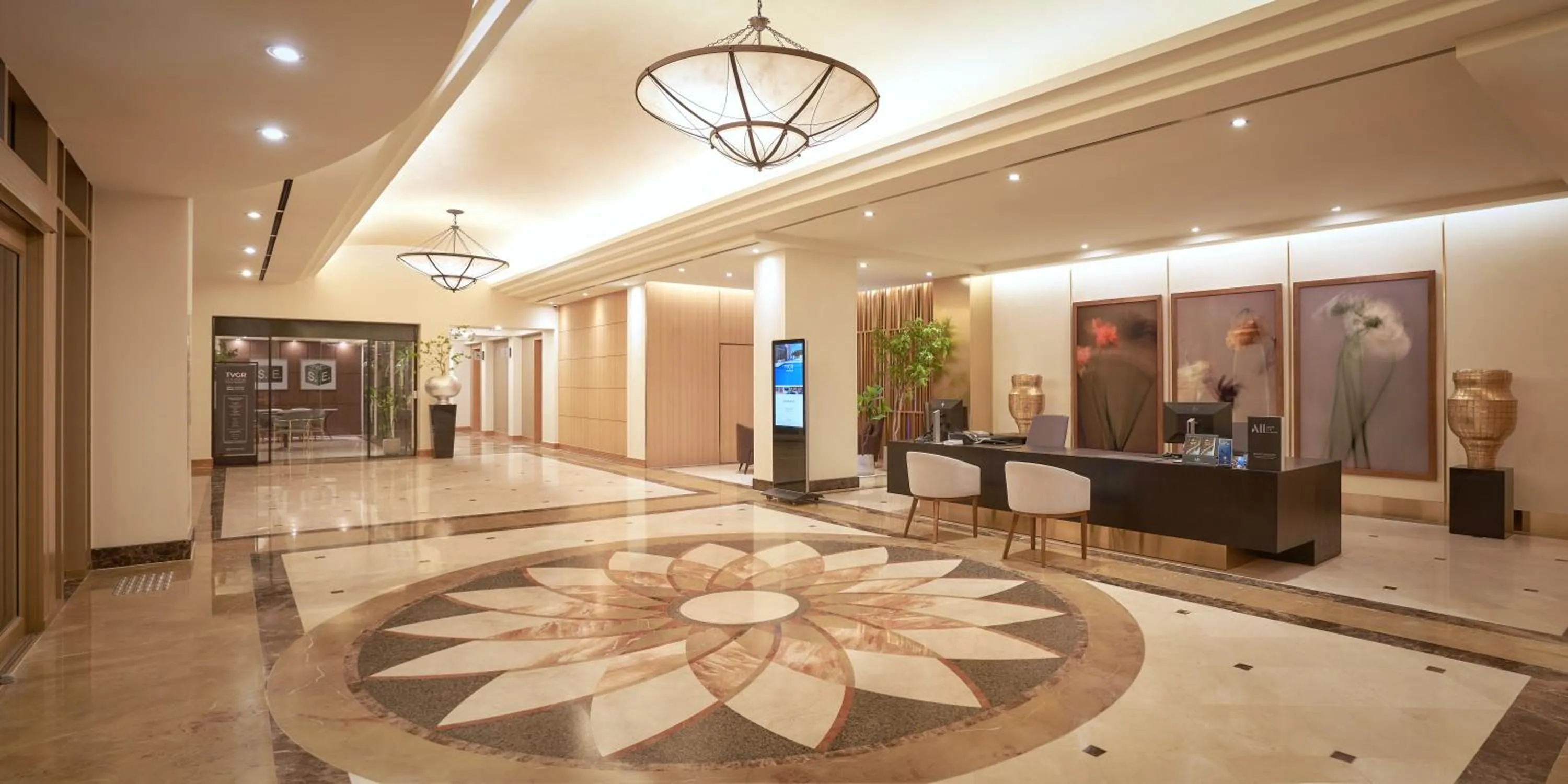 Lobby or reception in Mercure Ambassador Jeju