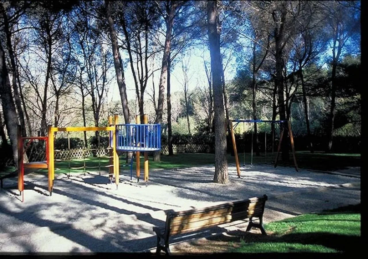 Property building in Les rivages de Coudoulière