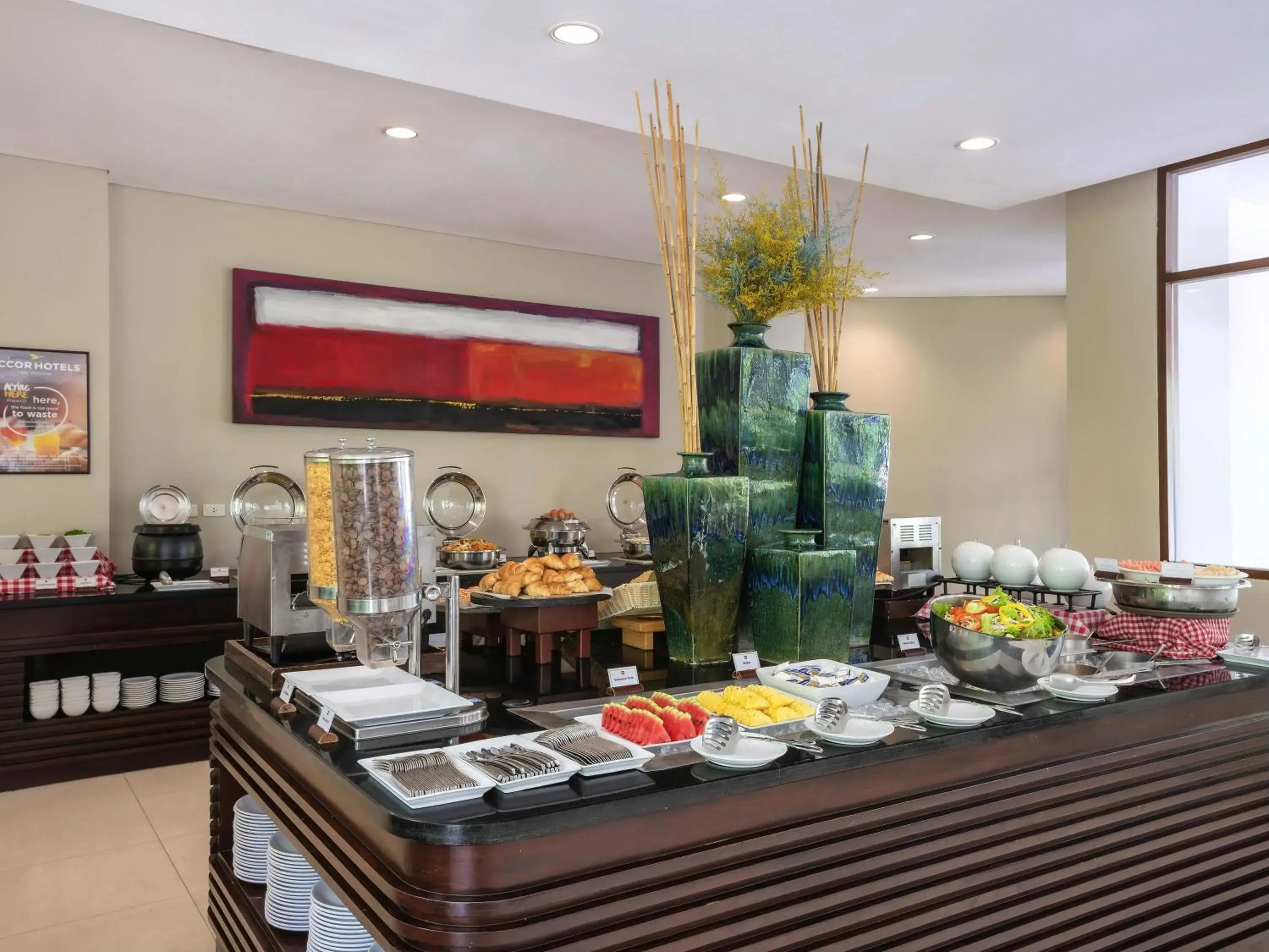 Restaurant/places to eat in Ibis Phuket Patong Restaurant/places to eat in Ibis Phuket Patong