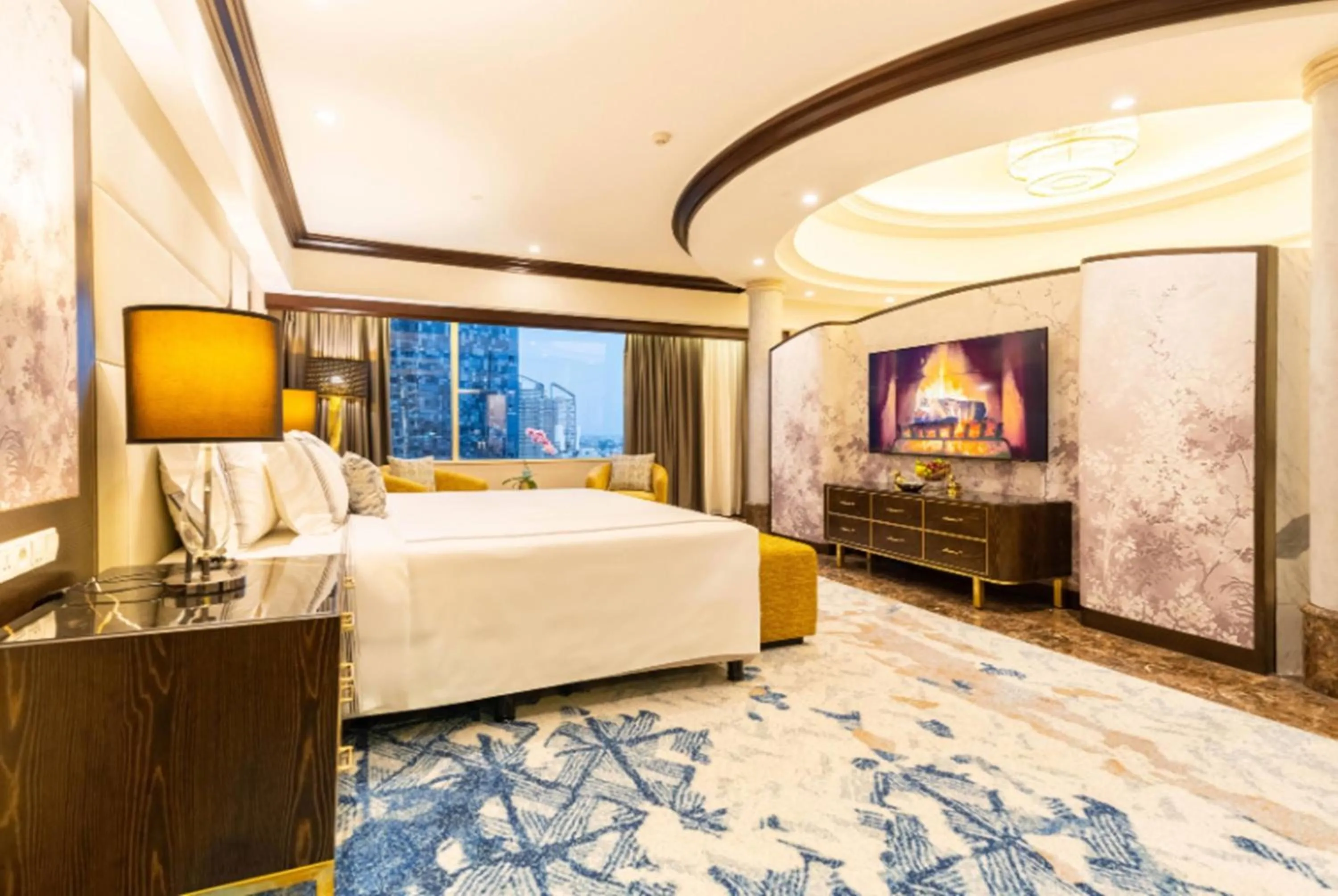 Photo of the whole room, Bed in Wyndham Casablanca Jakarta