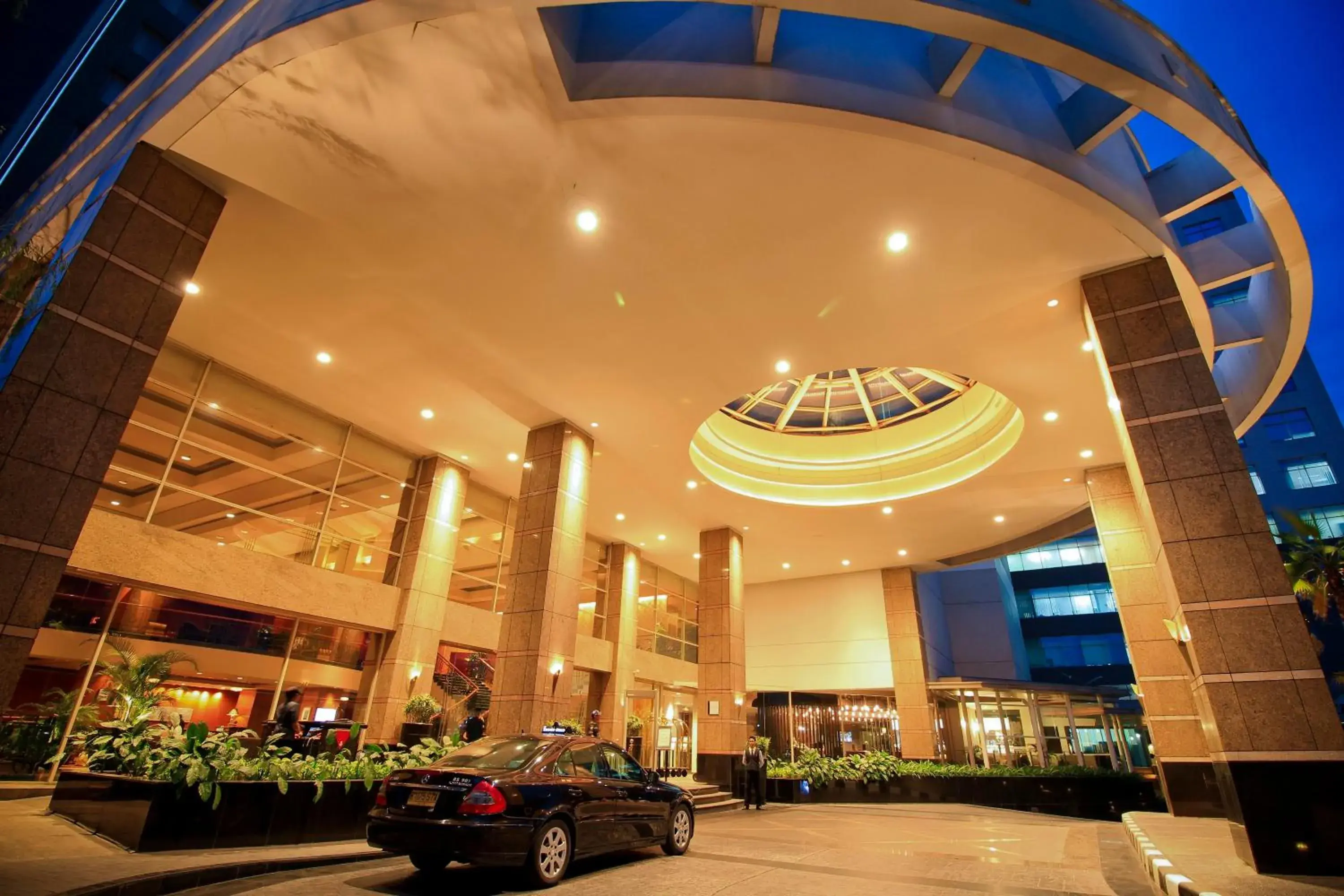 Facade/entrance in Wyndham Casablanca Jakarta Facade/entrance in Wyndham Casablanca Jakarta