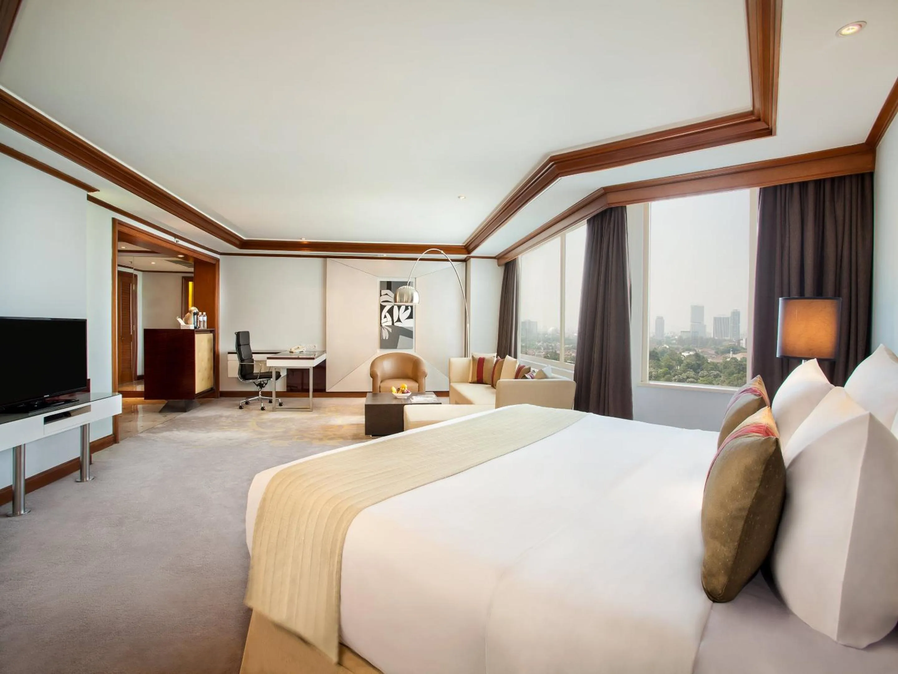 Photo of the whole room, Bed in Wyndham Casablanca Jakarta