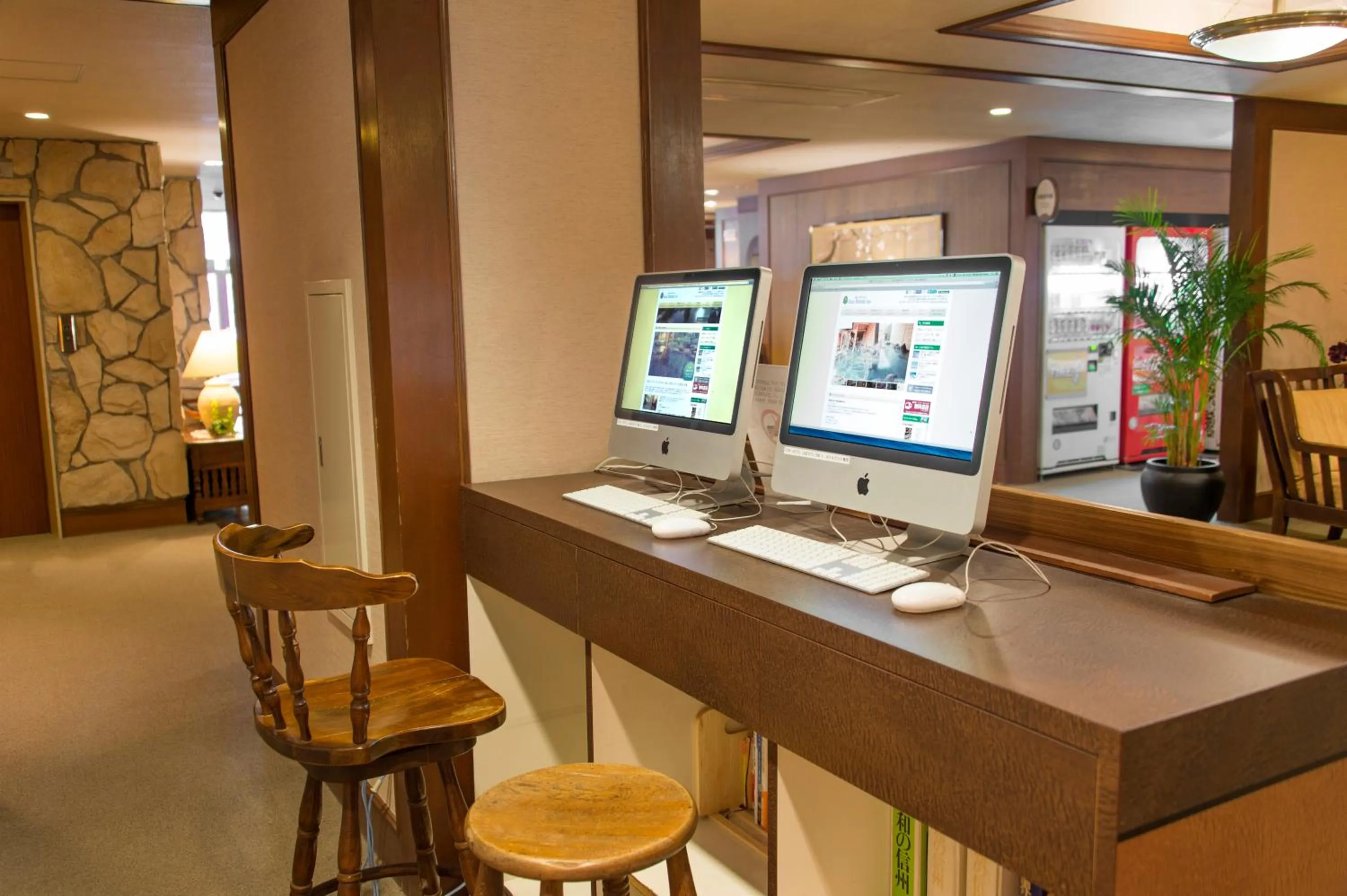 People in Hakuba Mominoki Hotel