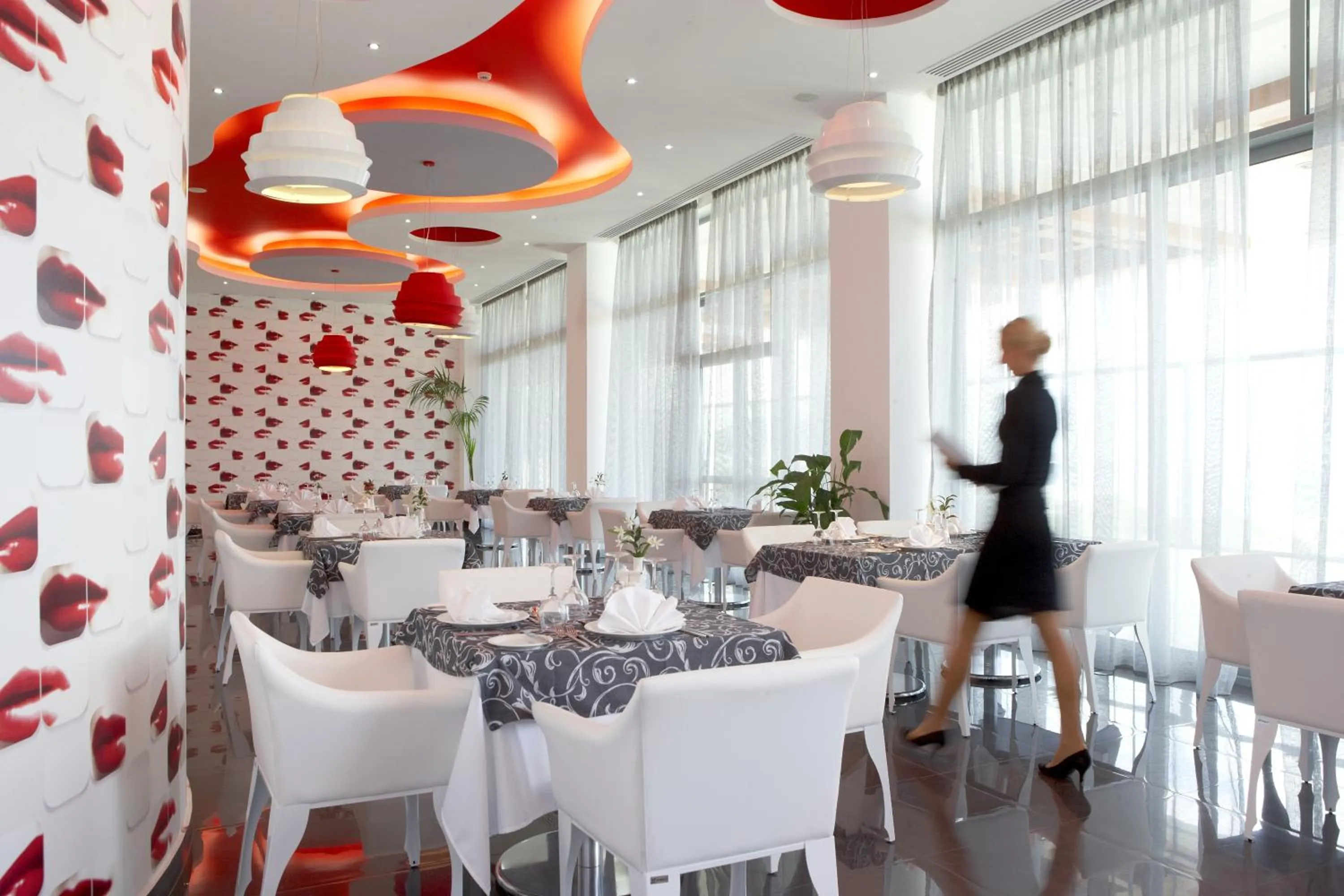 Food in Atrium Platinum Resort & Spa