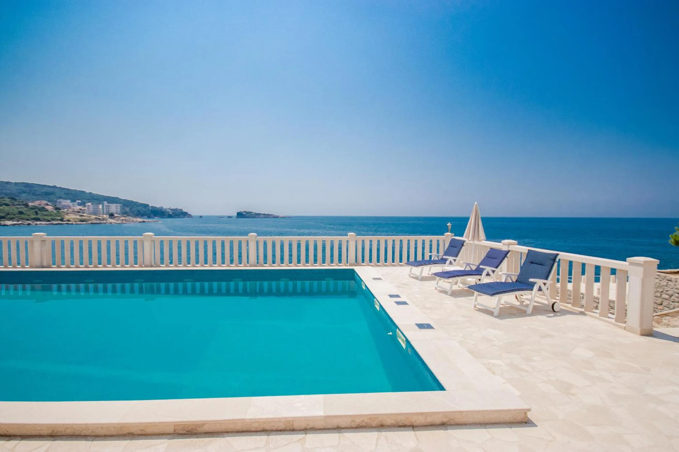 Luxury Villa Alena
