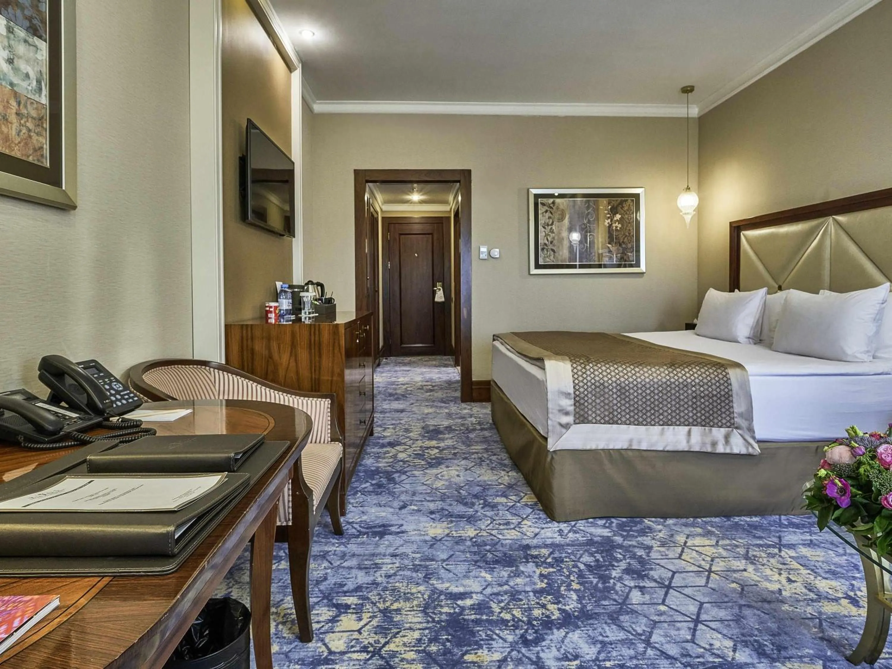 Bedroom, Bed in Rixos President Hotel Astana