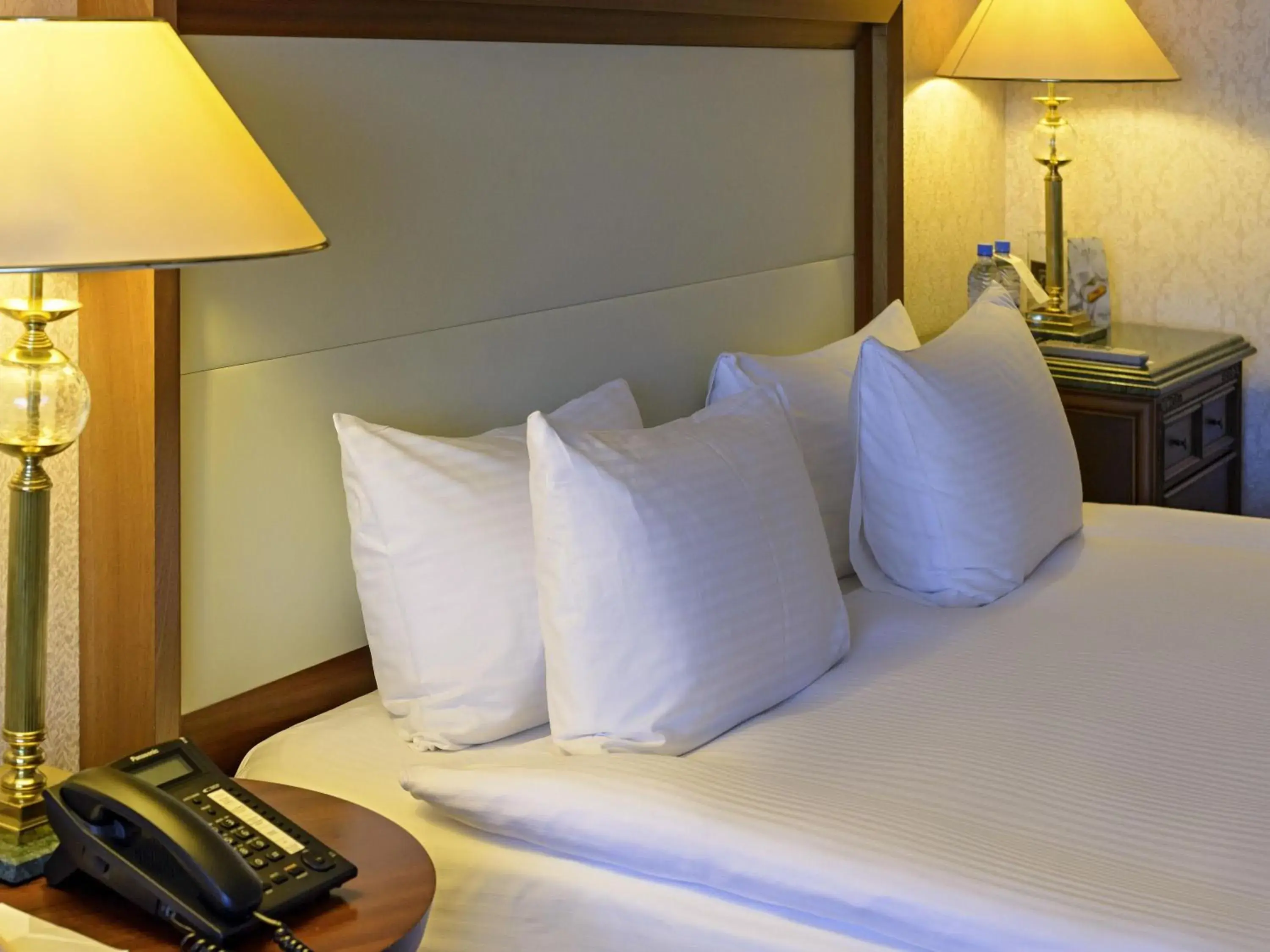 Bedroom, Bed in Rixos President Hotel Astana Bedroom, Bed in Rixos President Hotel Astana