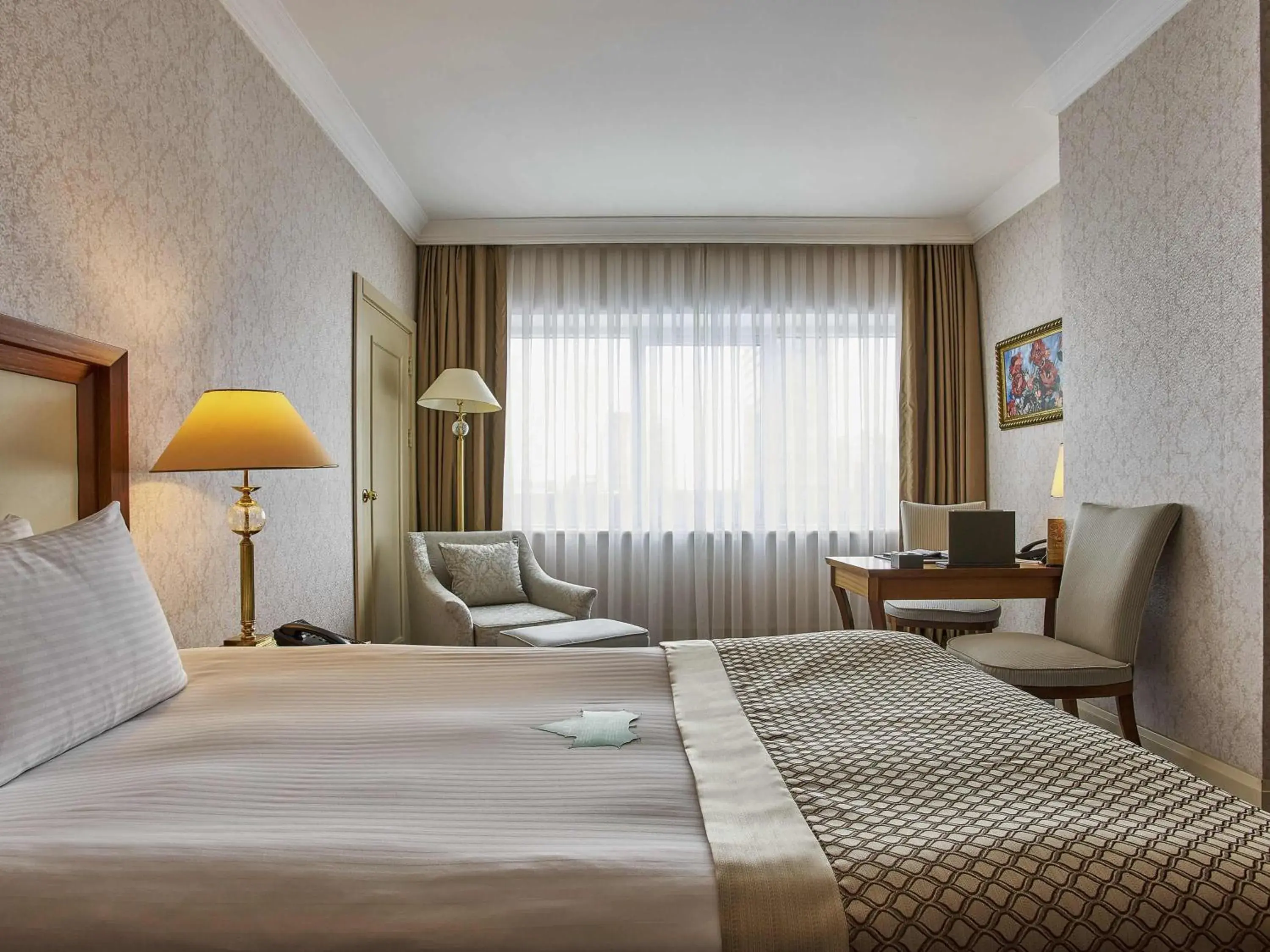 Bedroom, Bed in Rixos President Hotel Astana Bedroom, Bed in Rixos President Hotel Astana