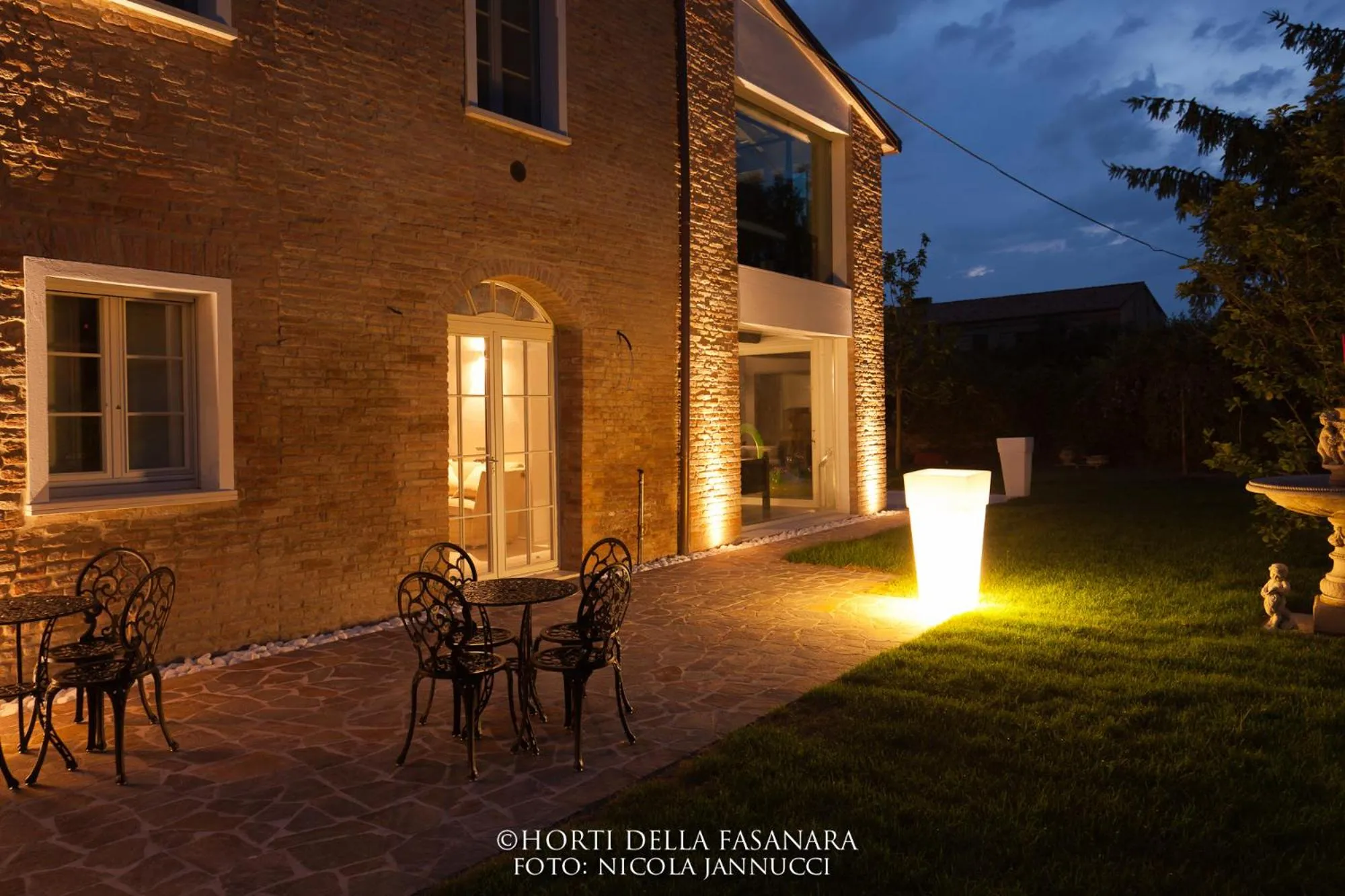 Facade/entrance in Horti Della Fasanara