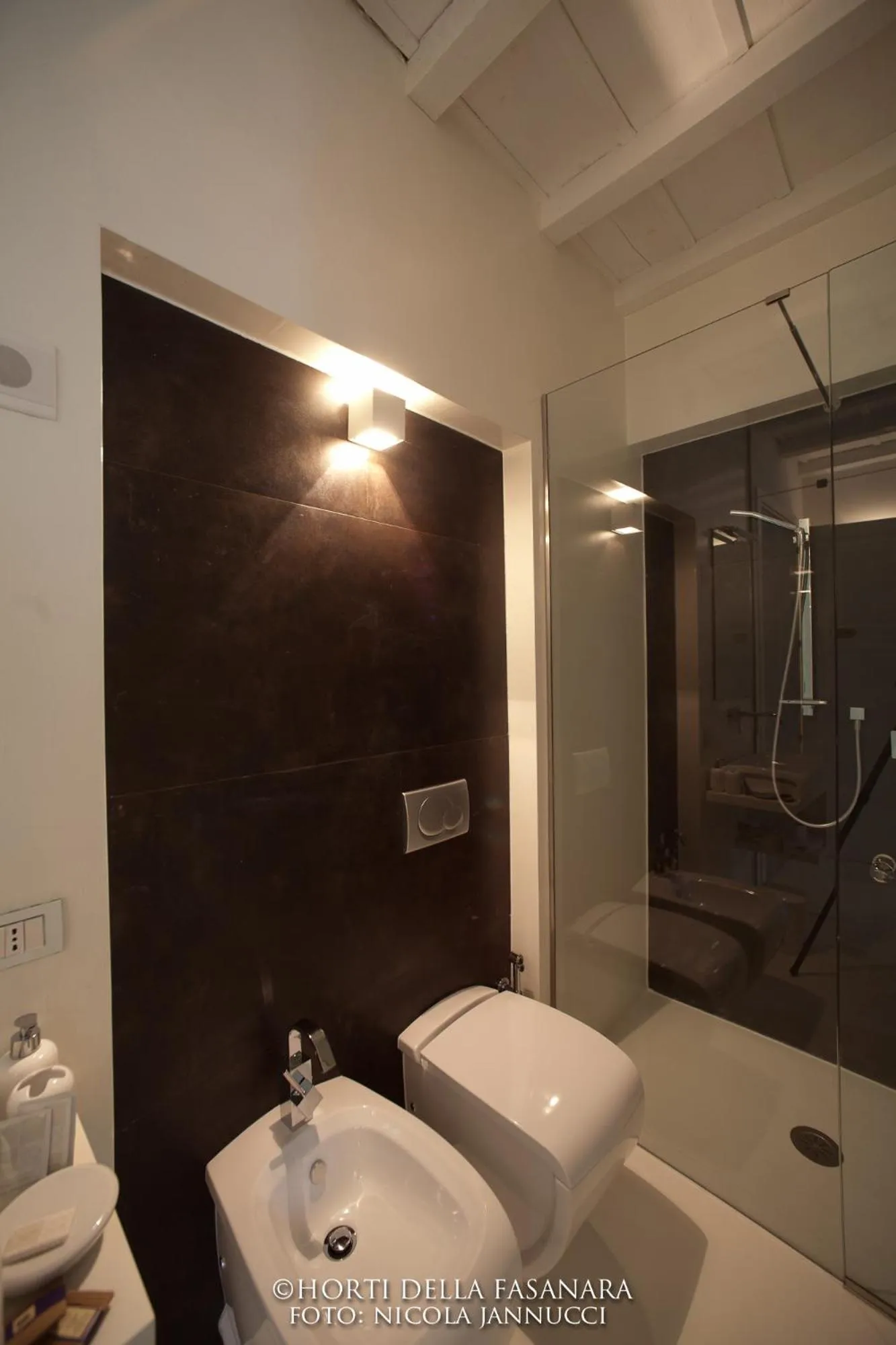 Bathroom in Horti Della Fasanara