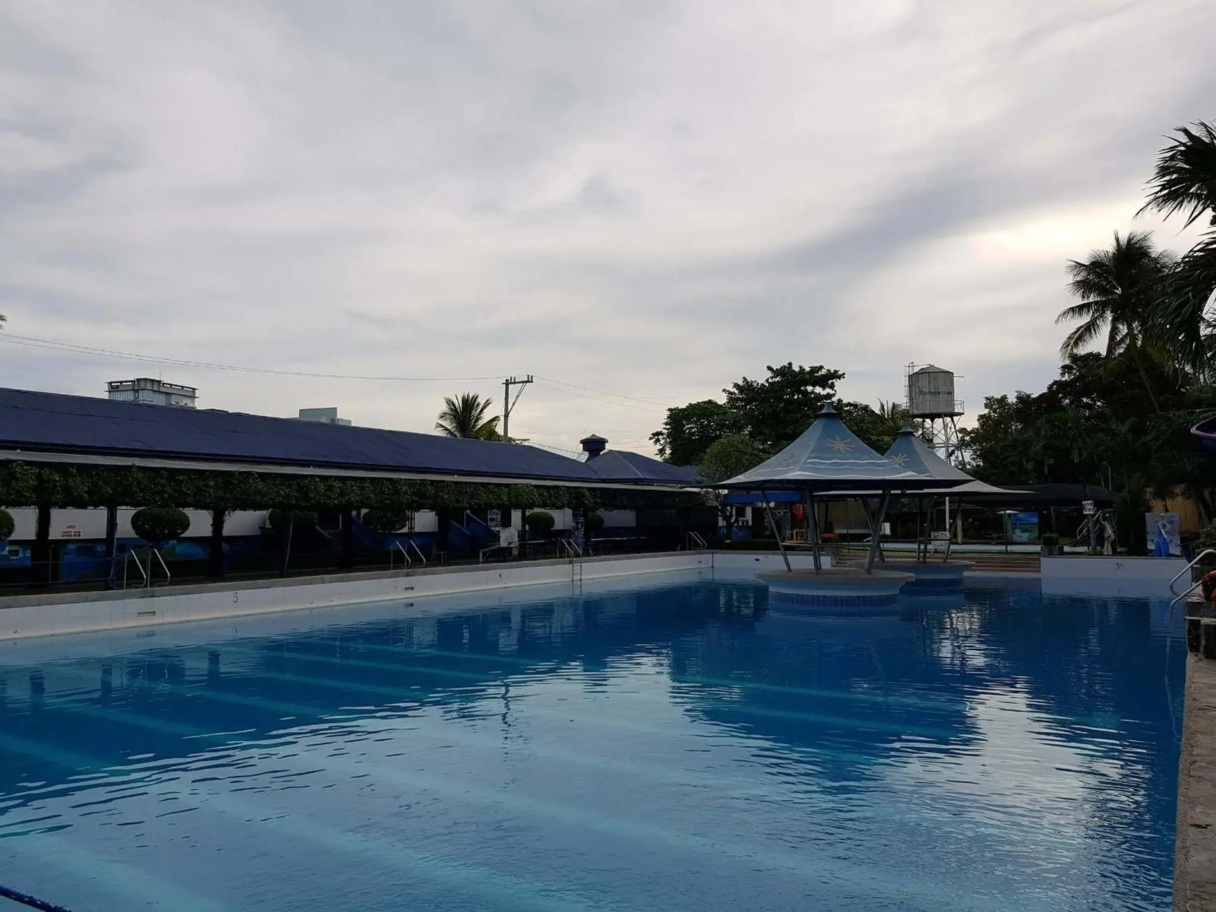 Swimming pool in Riverview Resort and Conference Center Swimming pool in Riverview Resort and Conference Center