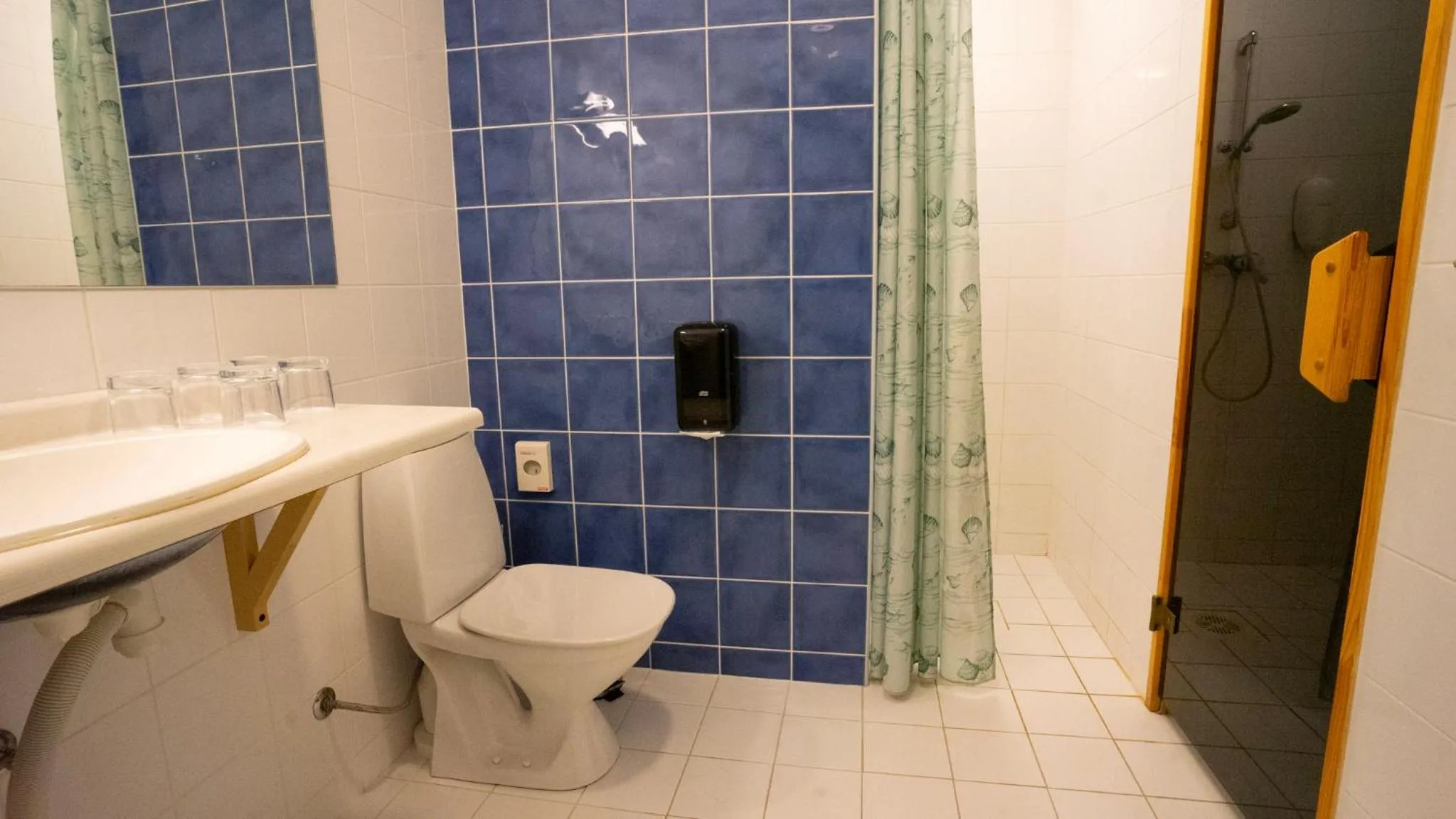 Toilet in Kongo Hotel