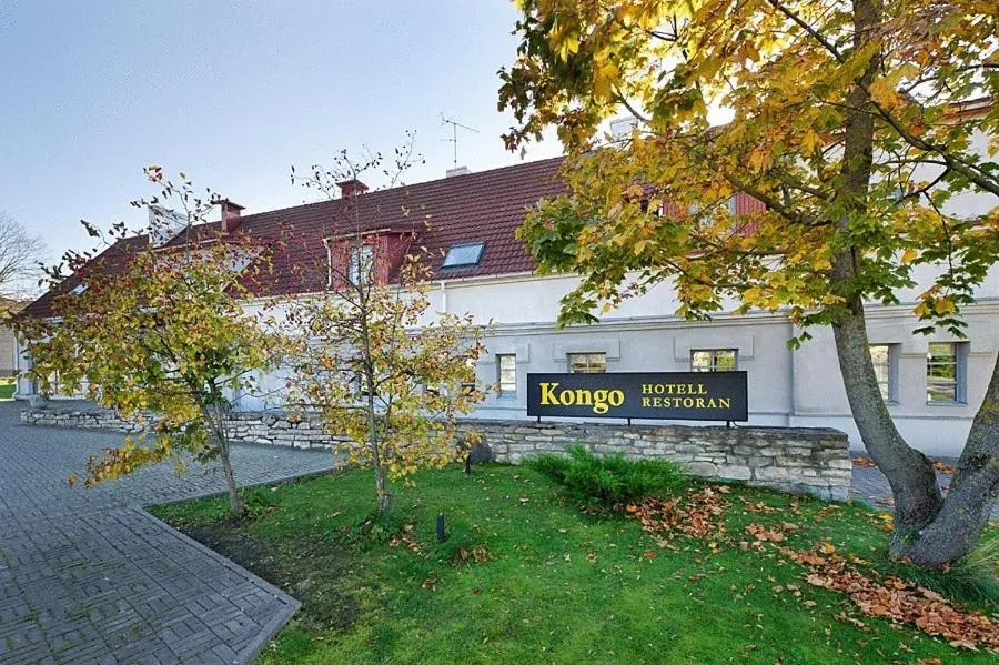Autumn in Kongo Hotel