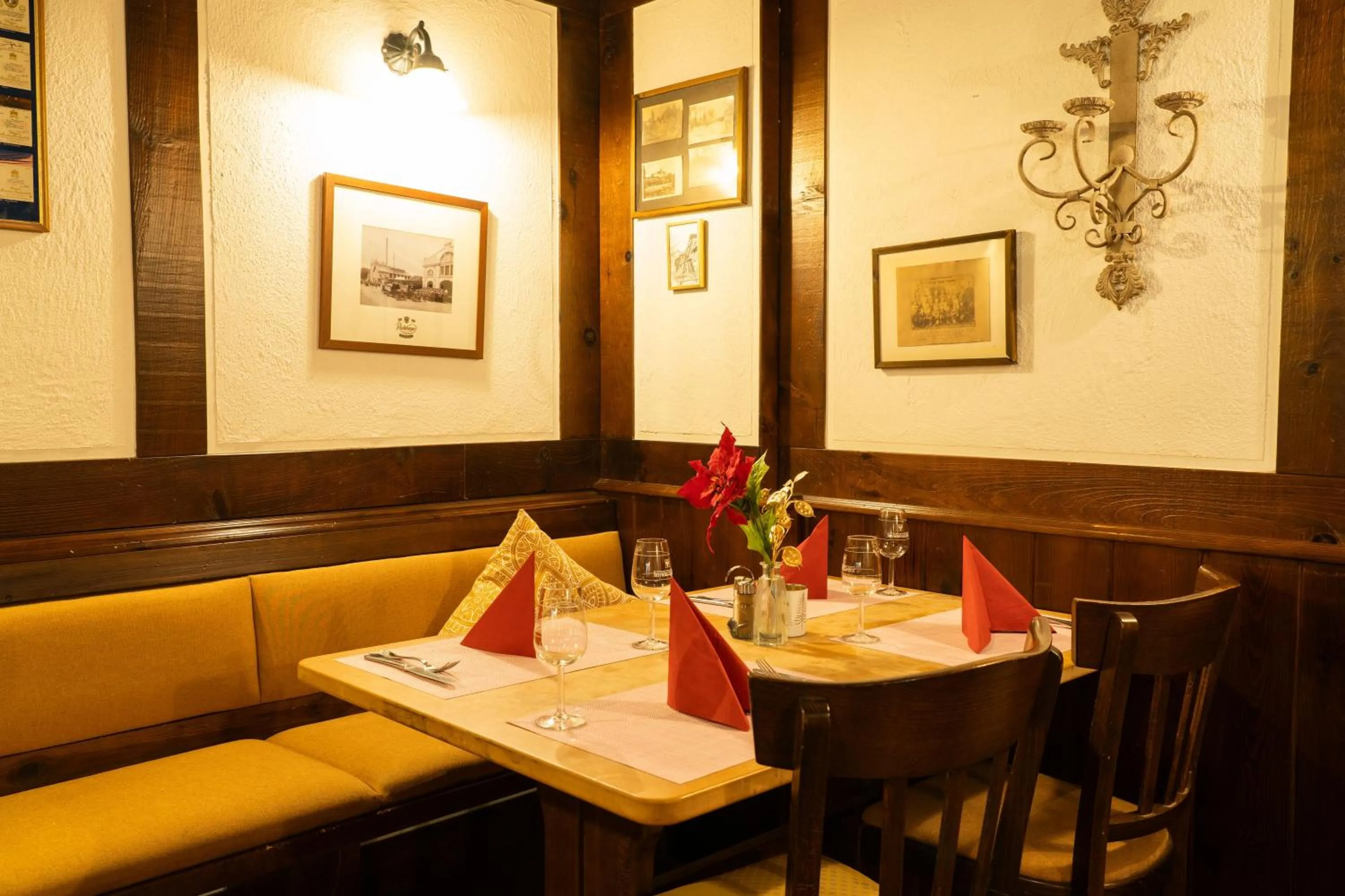 Restaurant/places to eat in Landhotel & Restaurant Kains Hof