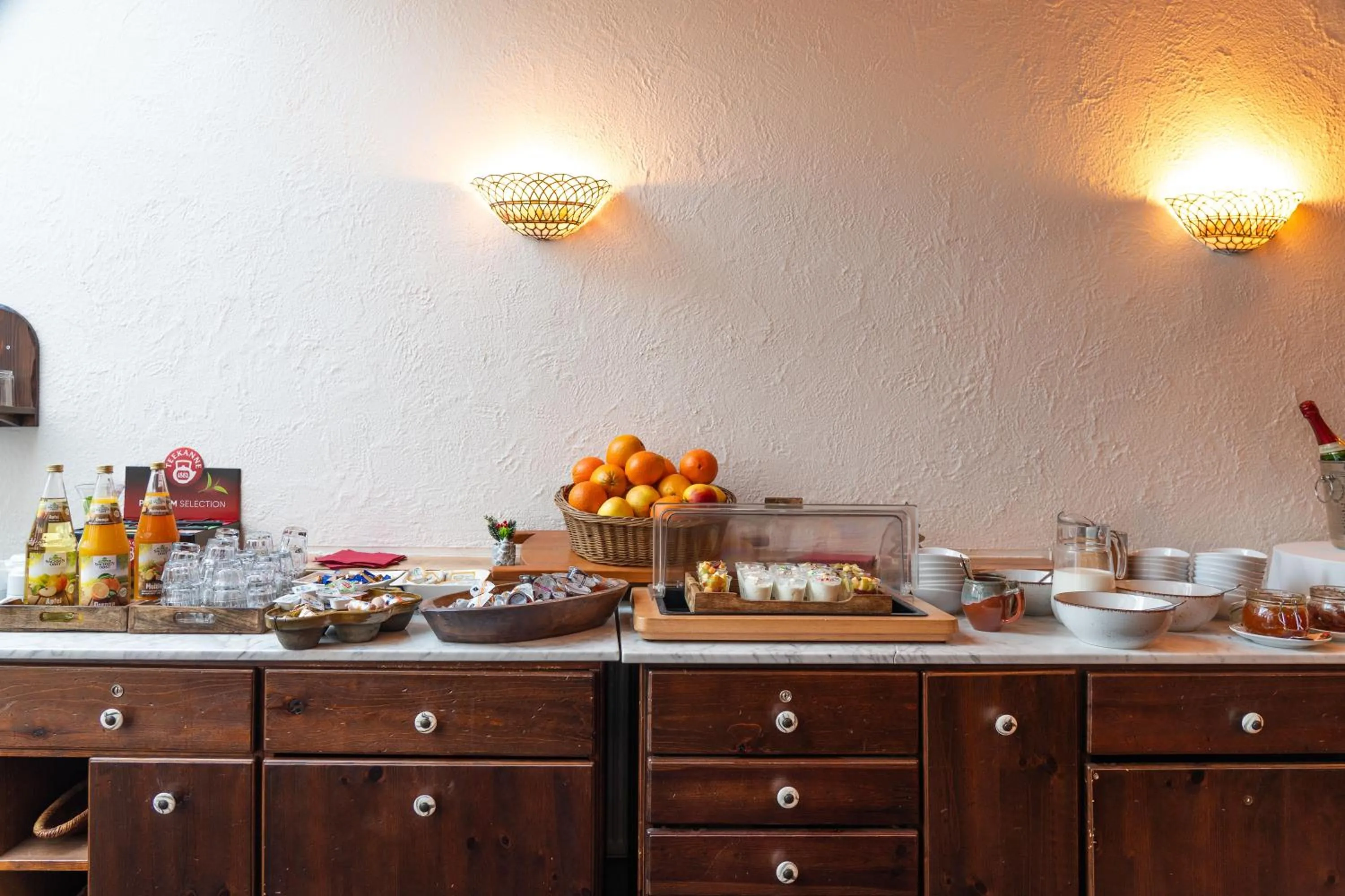 Buffet breakfast in Landhotel & Restaurant Kains Hof