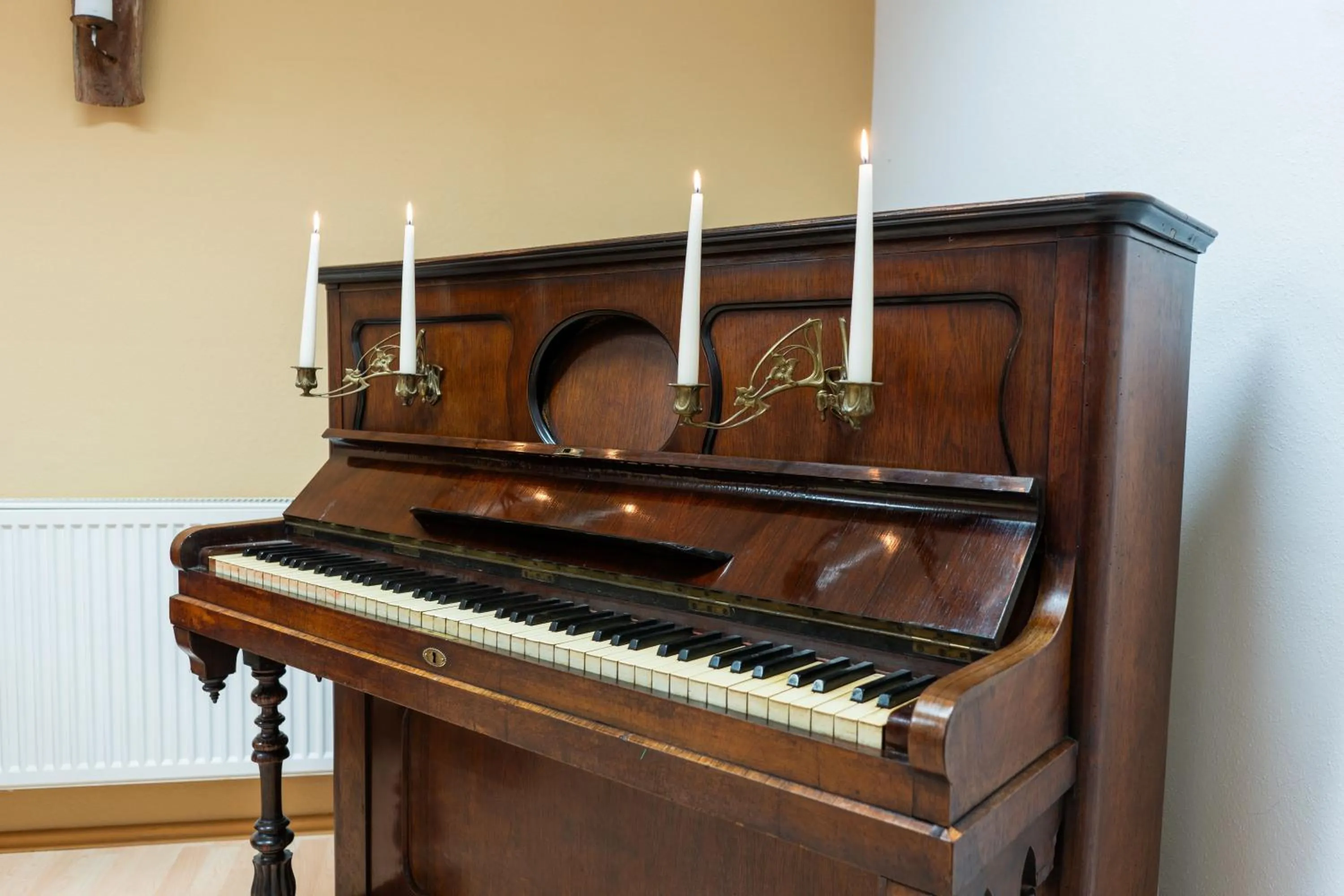 Restaurant/places to eat in Landhotel & Restaurant Kains Hof