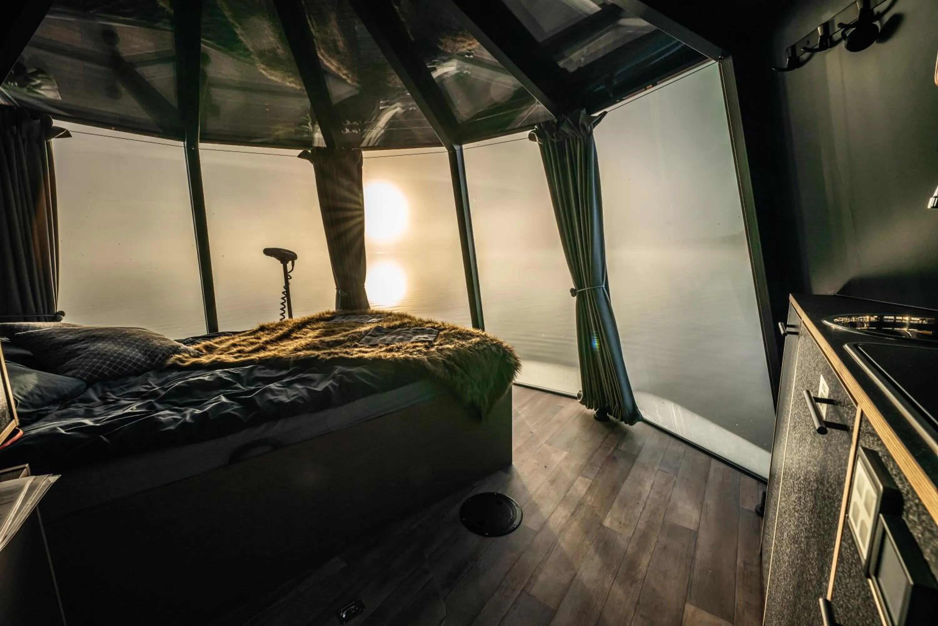 Property building, Bed in Tankavaara Gold Village