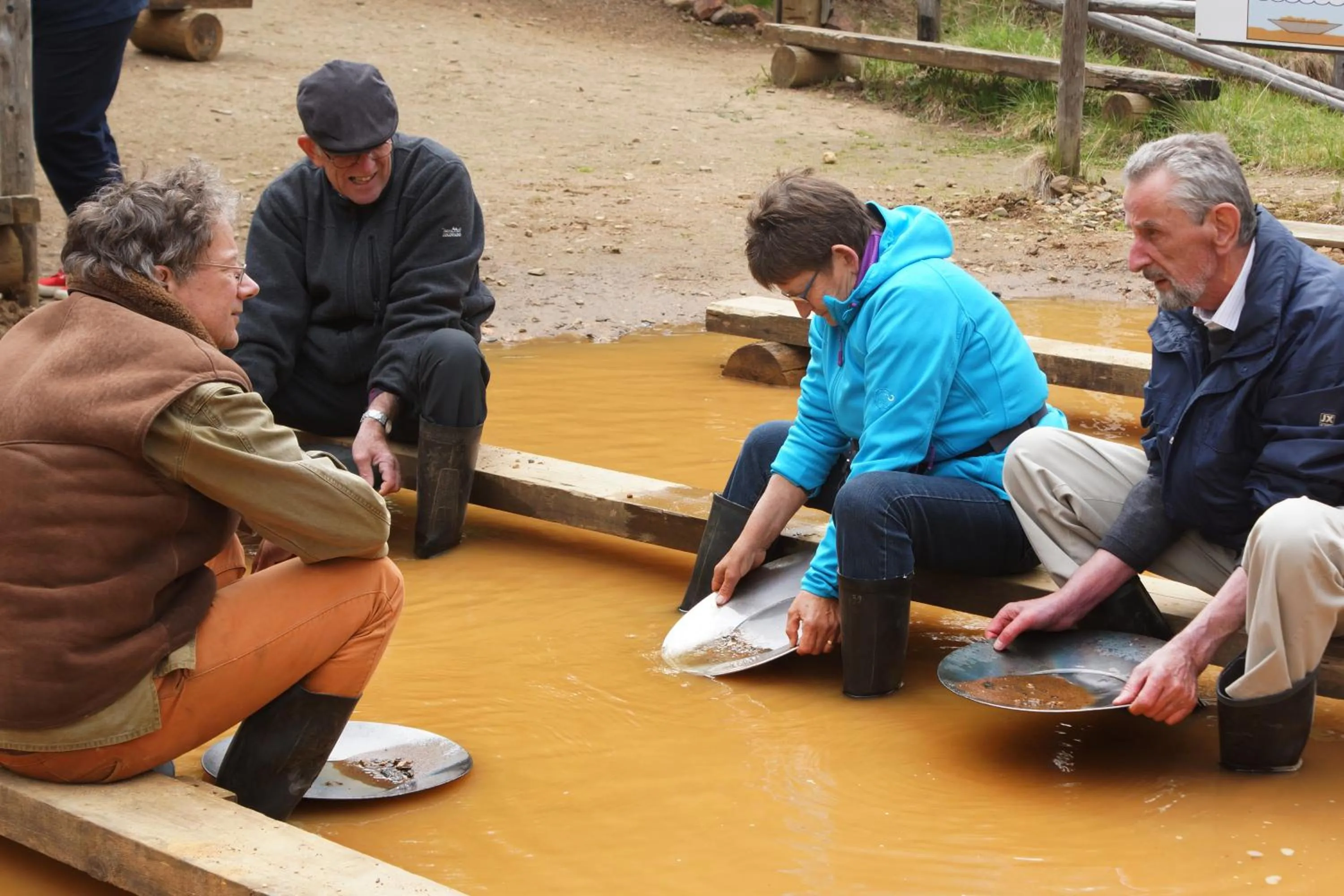 People in Tankavaara Gold Village