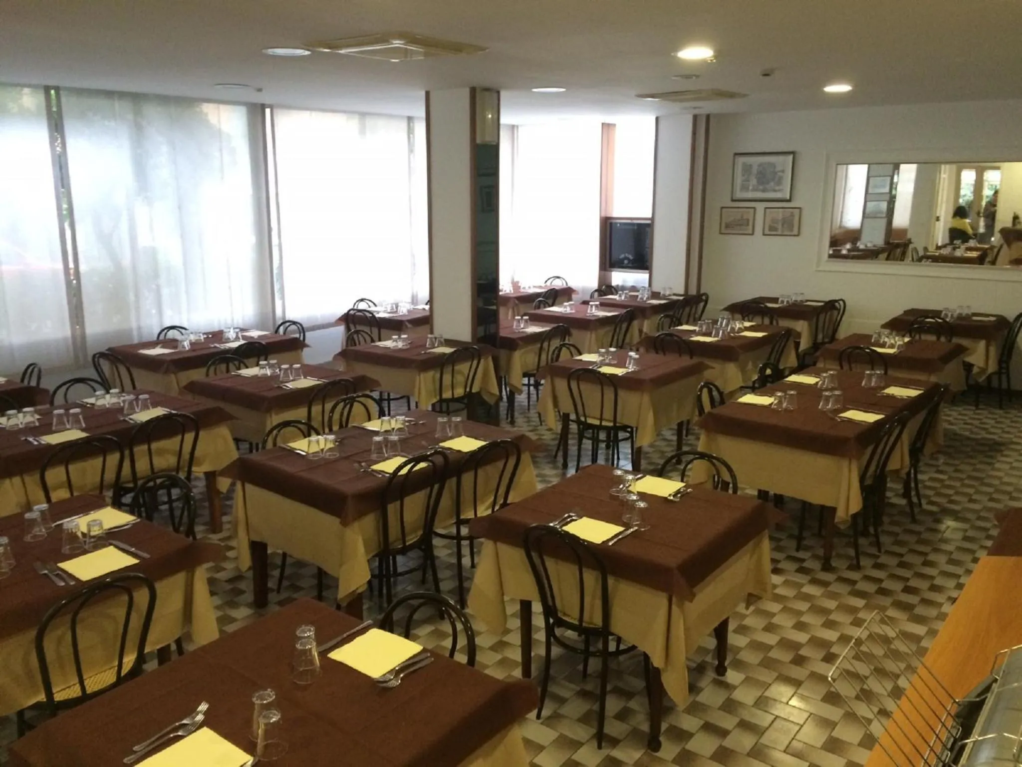 Restaurant/places to eat in Hotel Ausonia B&B RiMiNi