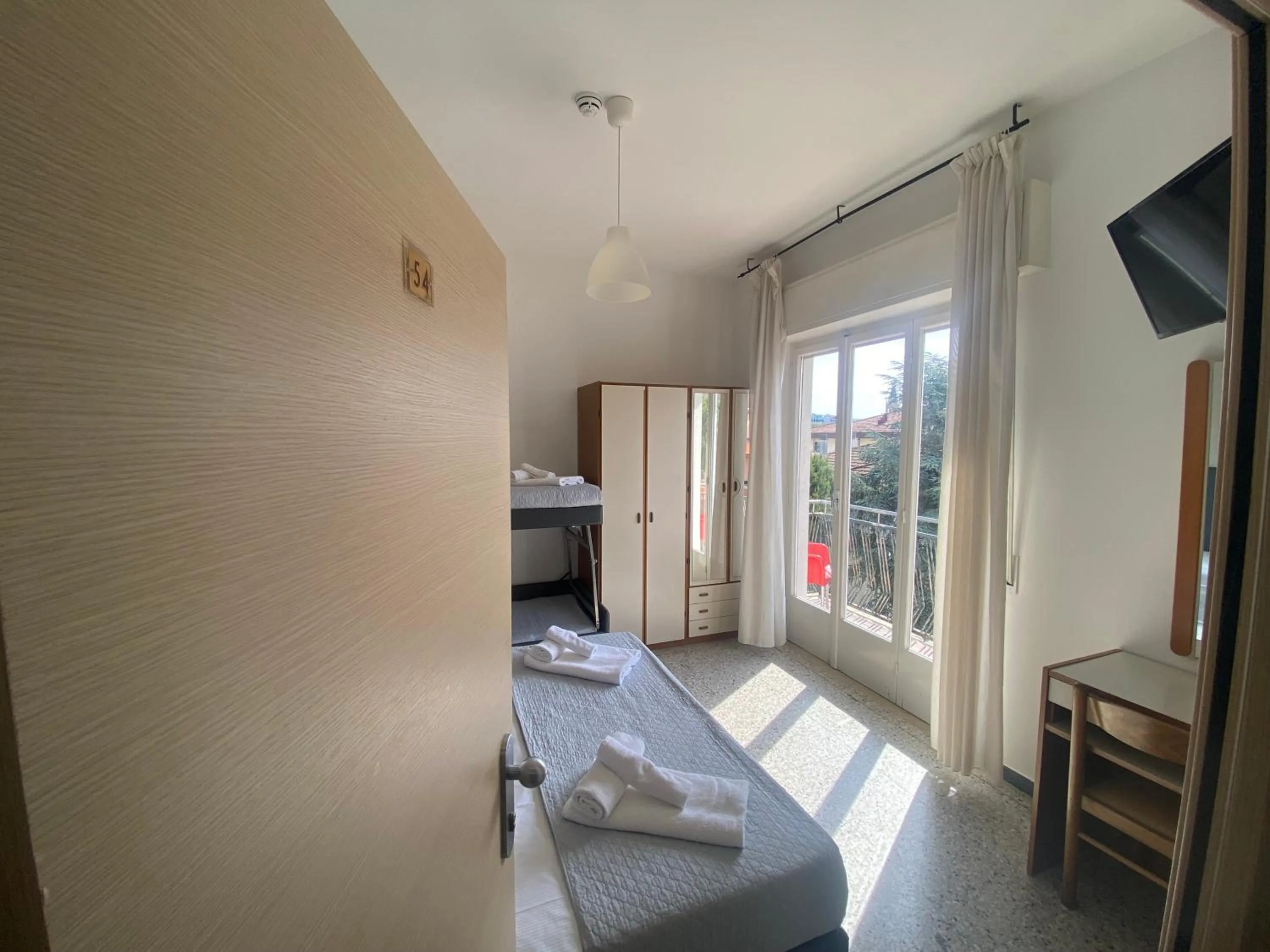 Bed in Hotel Ausonia B&B RiMiNi