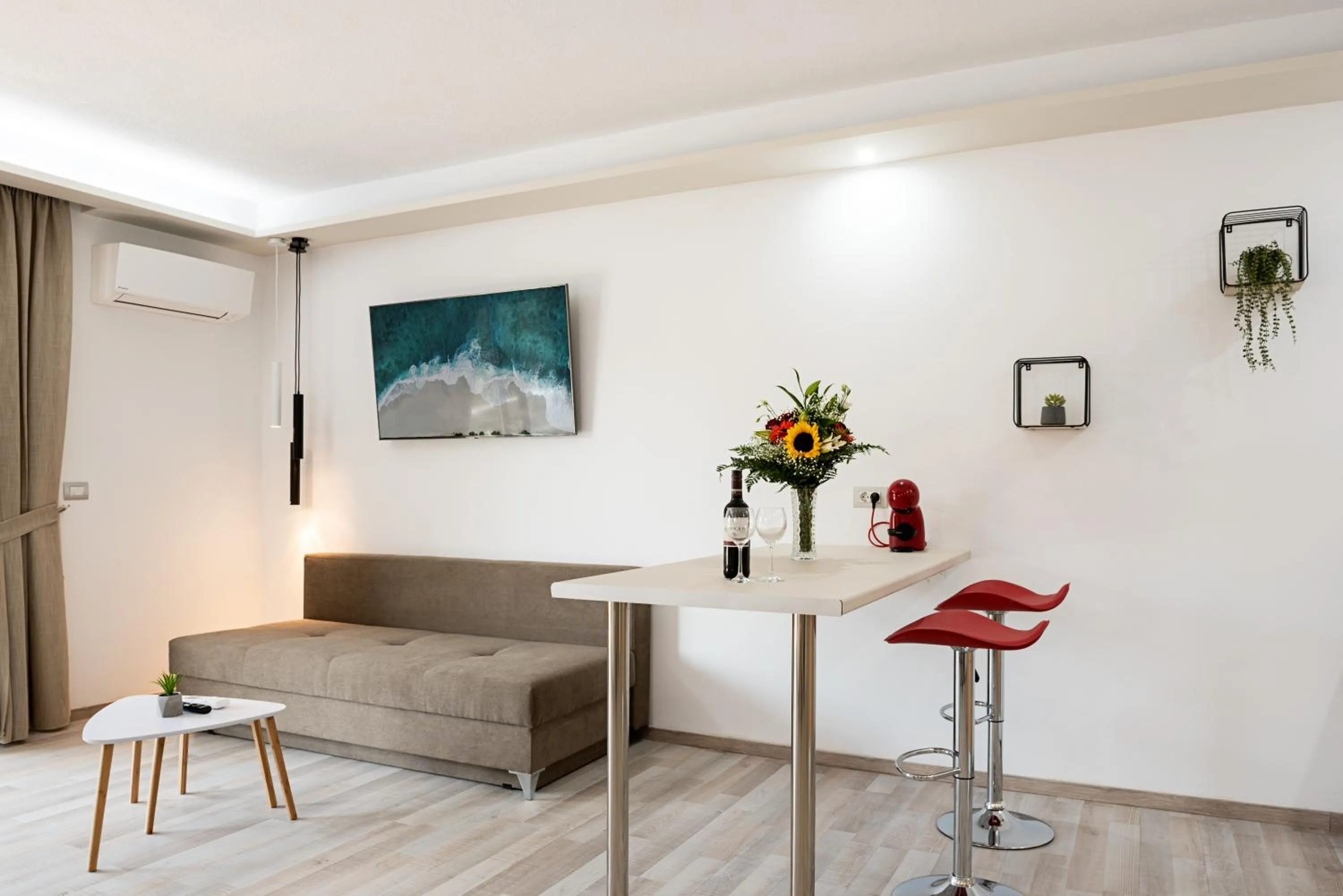 Terinikos Sunny Garden Hotel & Junior Suites