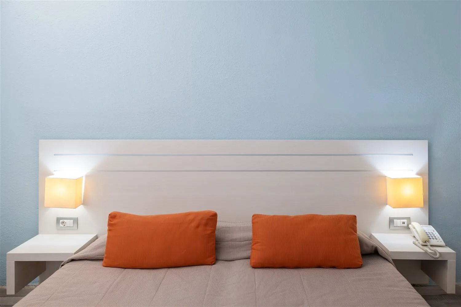 Bedroom, Bed in Terinikos Sunny Garden Hotel & Junior Suites