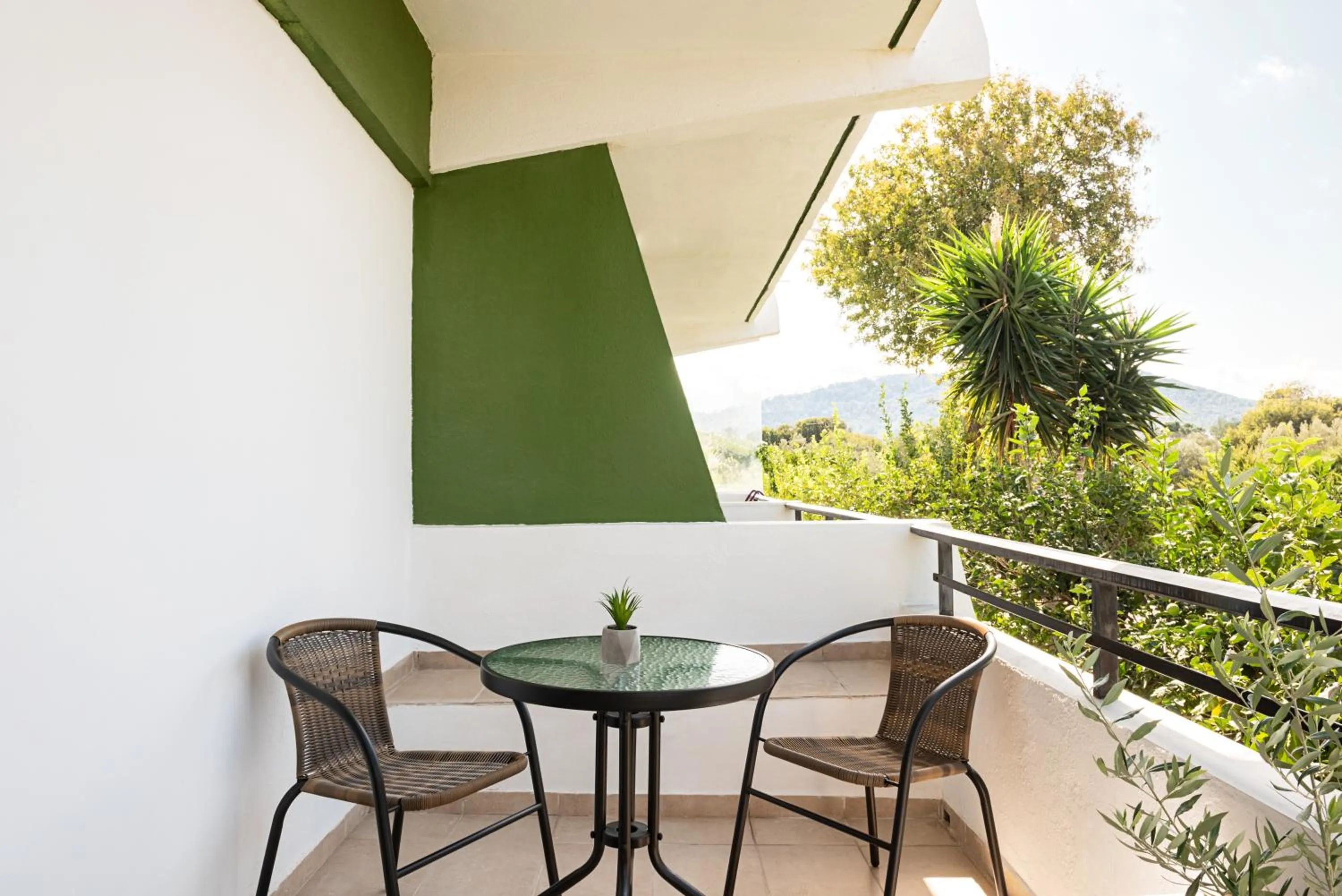 Terinikos Sunny Garden Hotel & Junior Suites