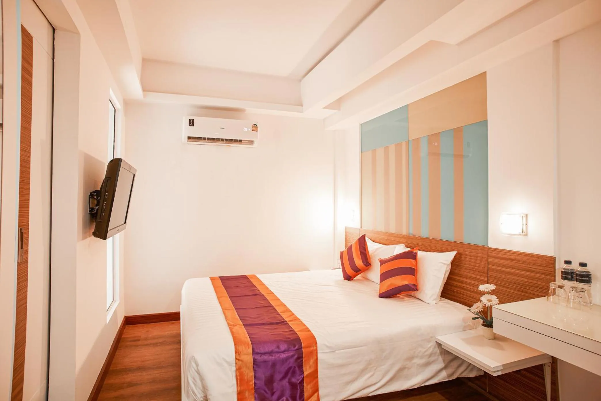 TV and multimedia, Bed in Studio Asoke