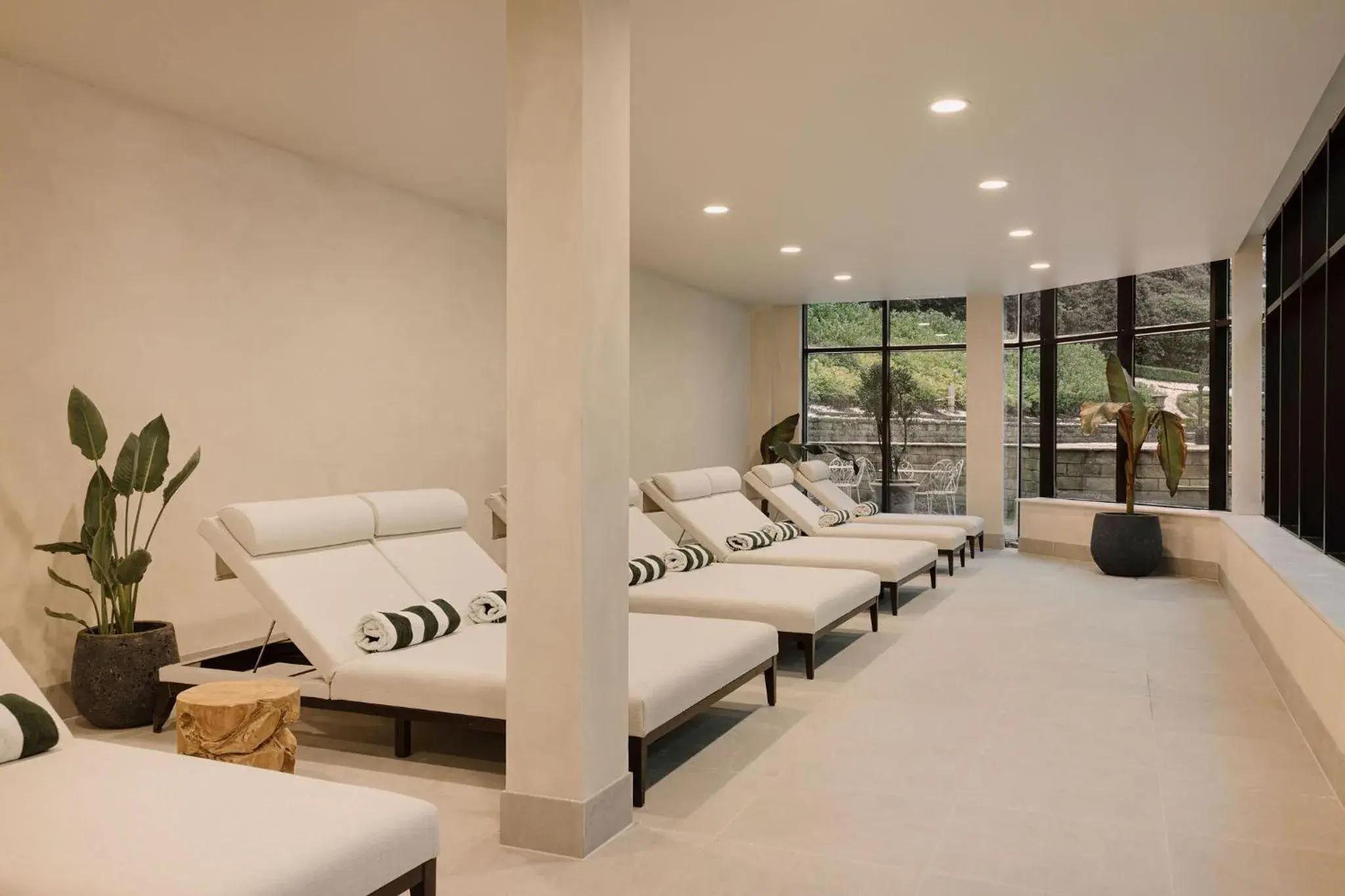 Swimming pool in Saltmoore Swimming pool in Saltmoore