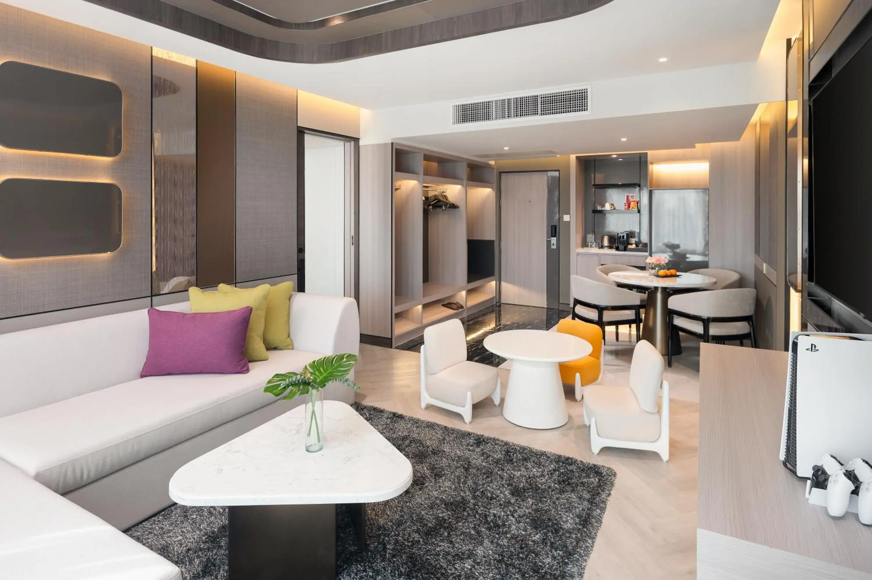 Living room in Pathumwan Princess Hotel Living room in Pathumwan Princess Hotel