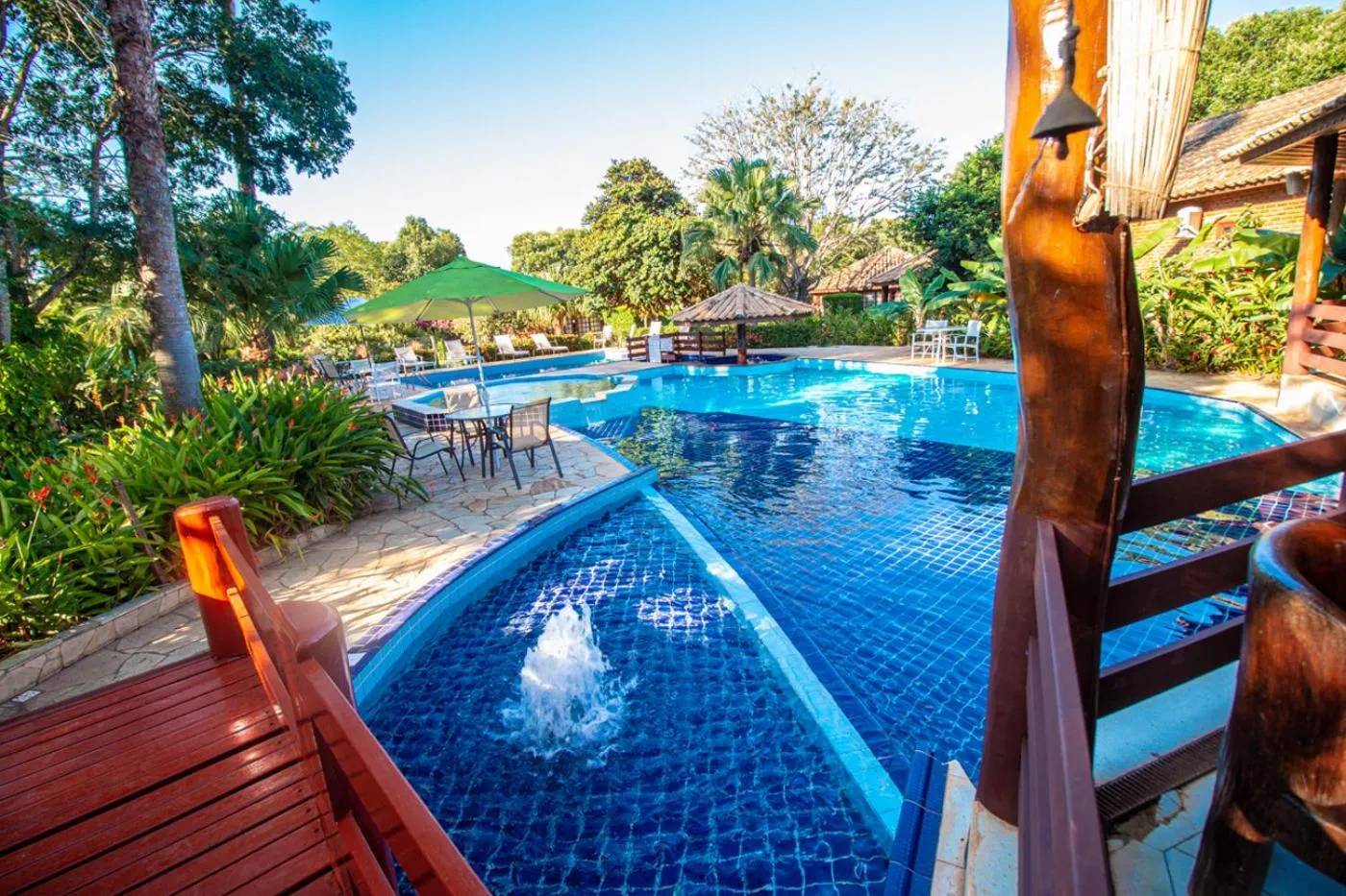 Swimming pool in Hotel Pousada Arizona