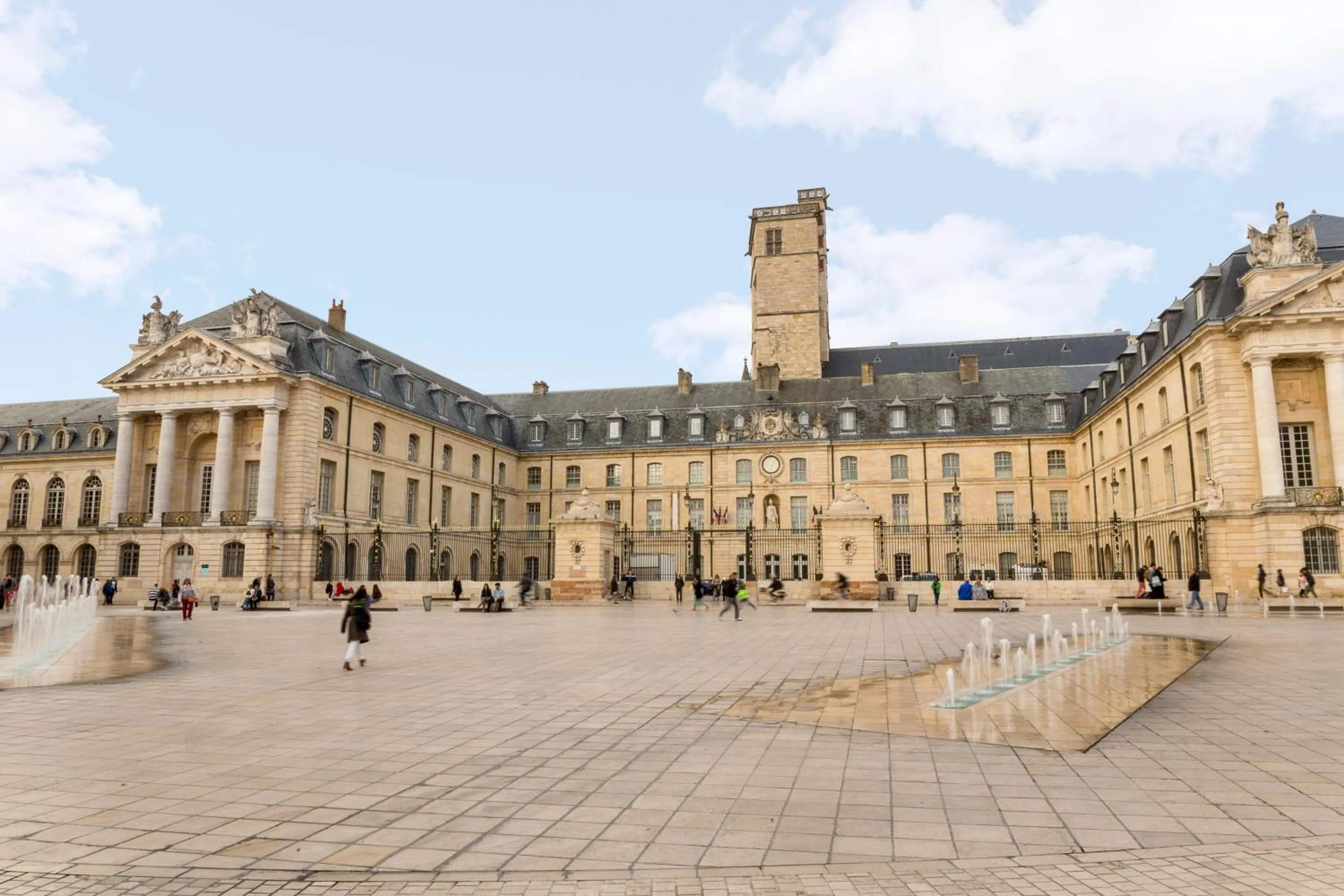 Nearby landmark in Hôtel Originals City, Armony Dijon - Chenôve
