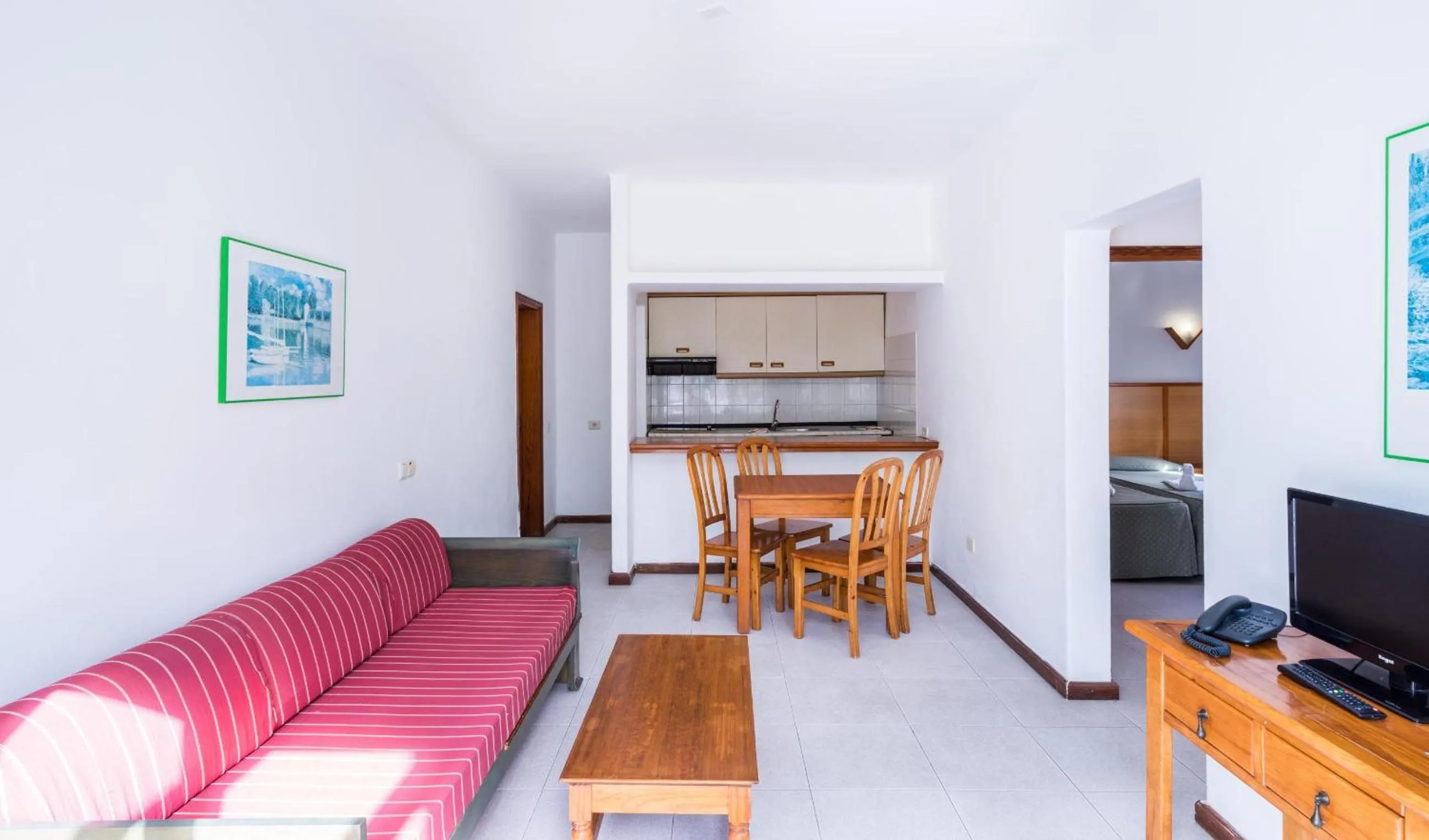 Photo of the whole room in BLUESEA Hotel Los Fiscos