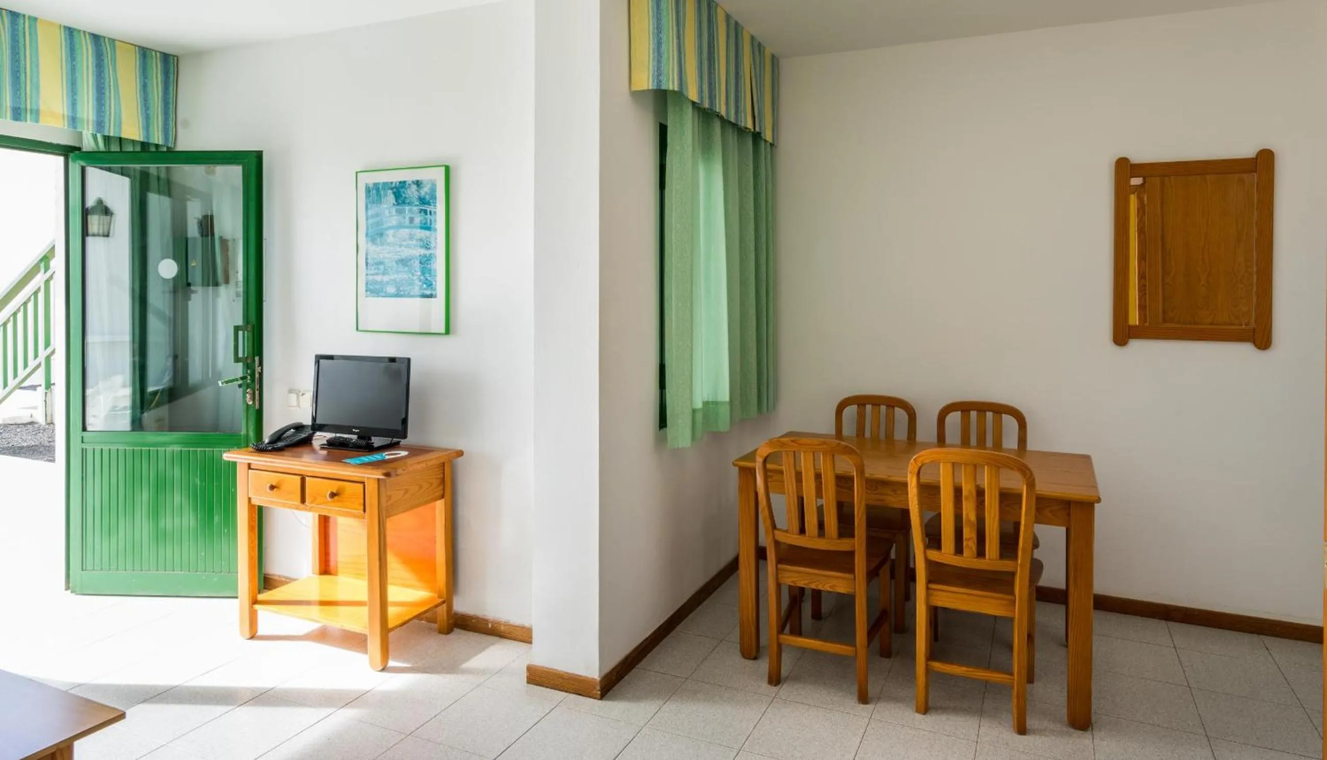 Photo of the whole room in BLUESEA Hotel Los Fiscos