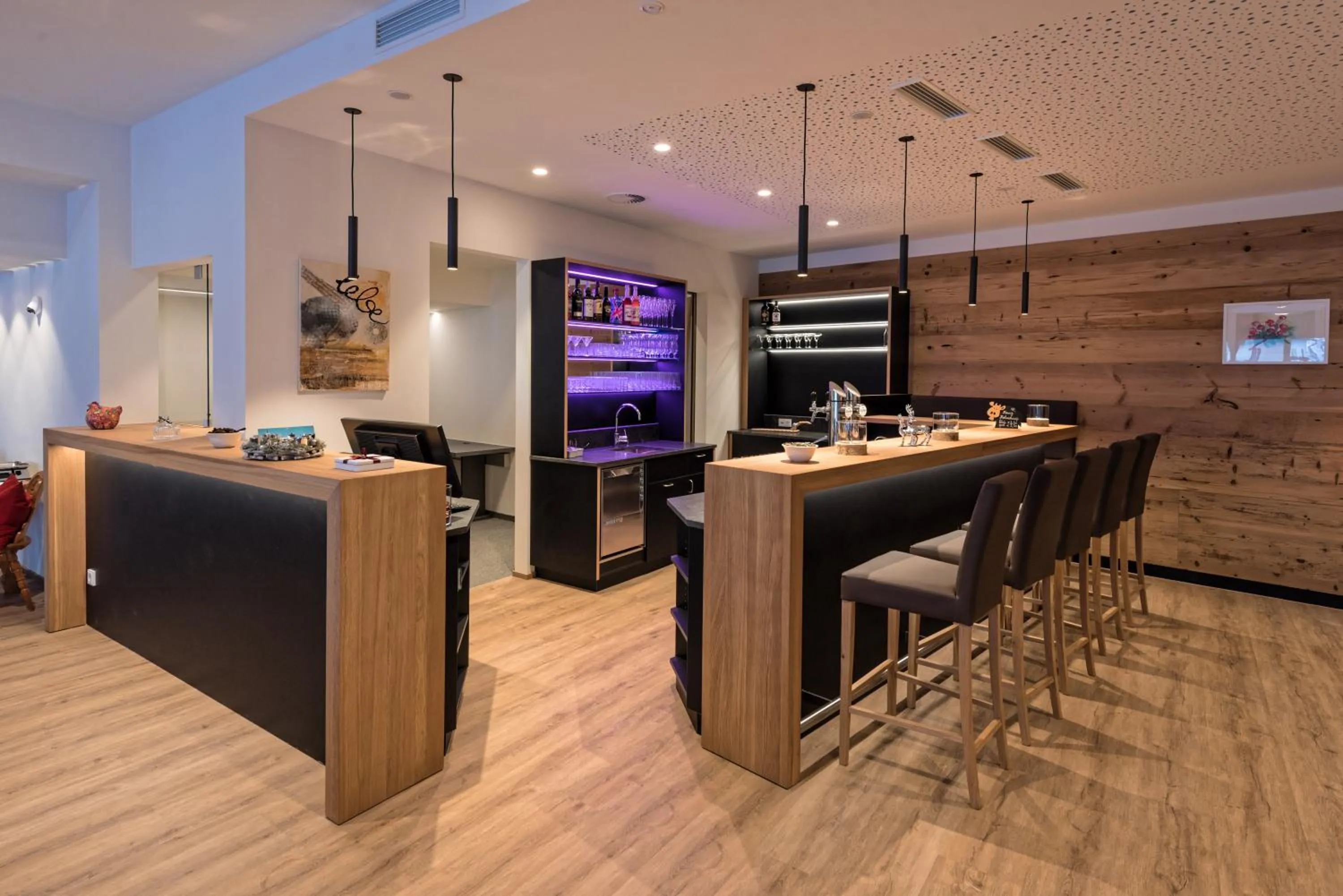 Lounge or bar in Hotel Alpenfeuer Montafon